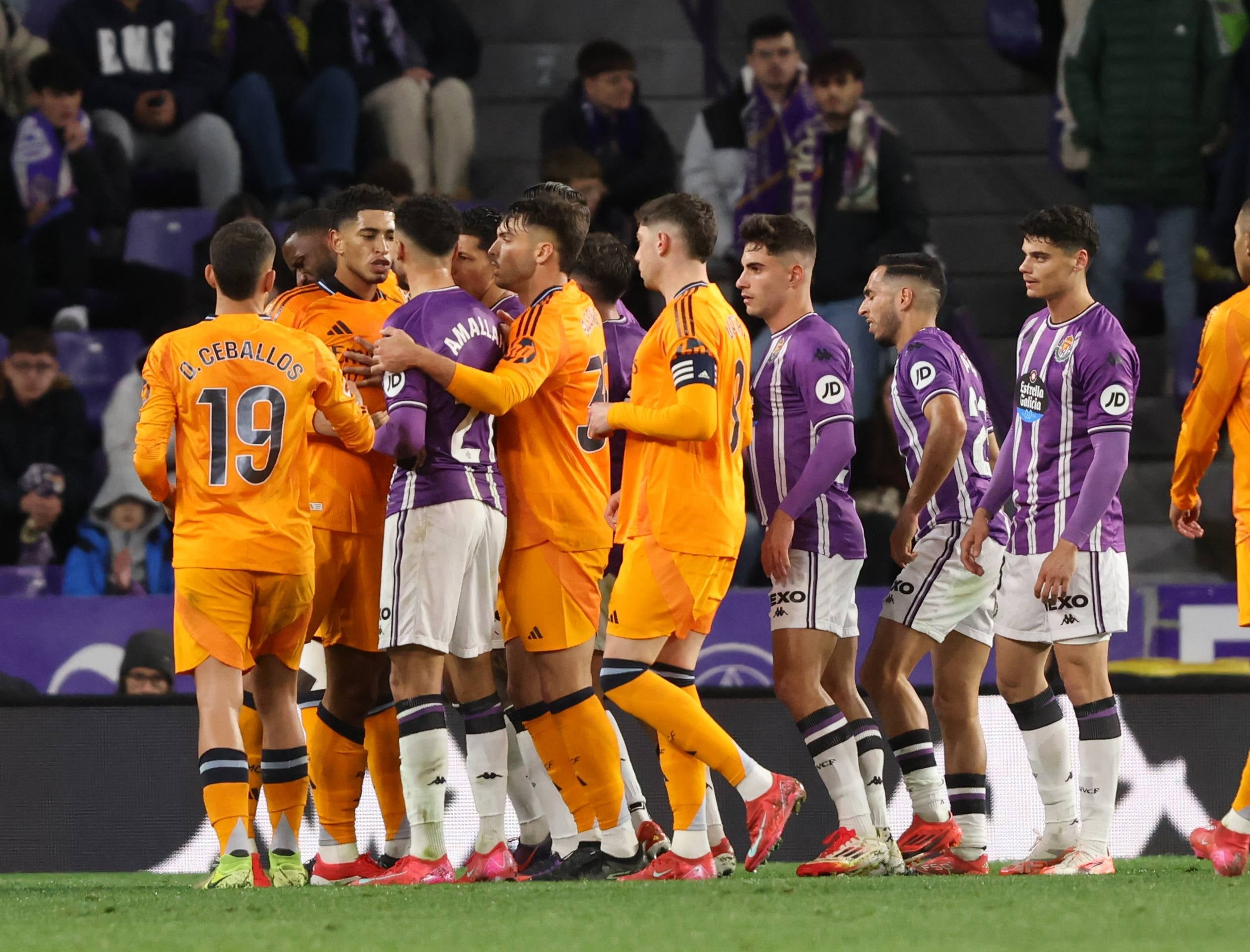 Búscate en la grada del Real Valladolid-Real Madrid (1/4)