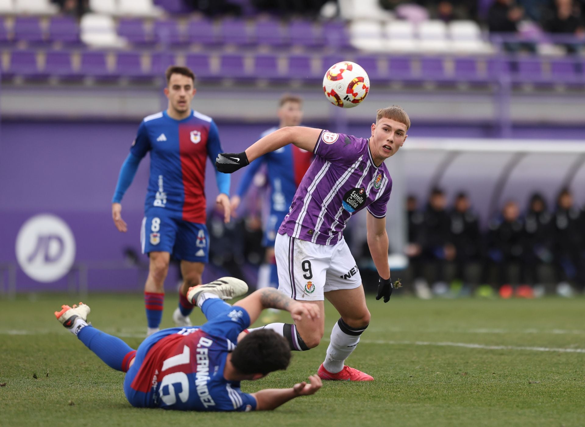 Imágenes del empate entre el Promesas y el Langreo