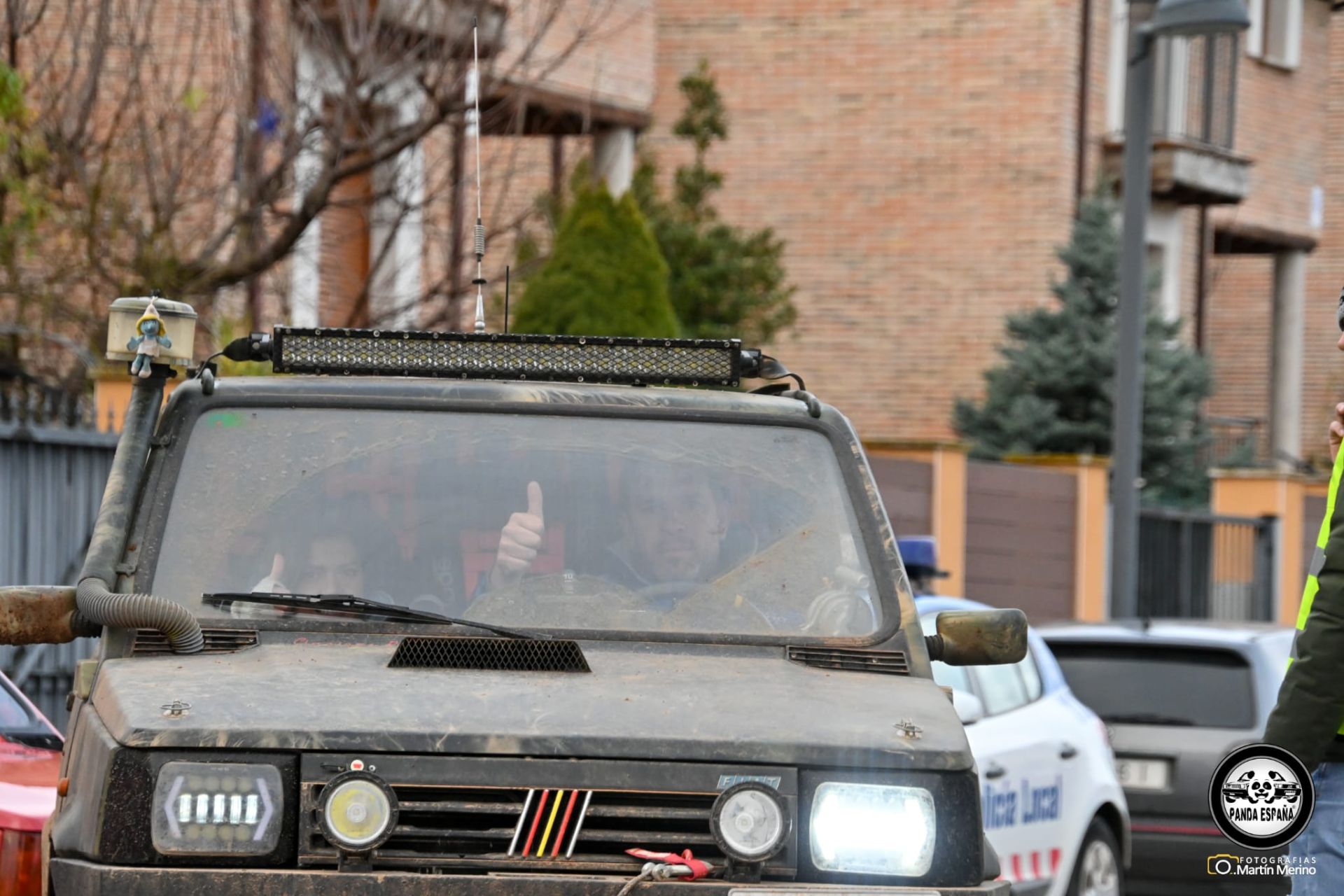 Casi un centenar de coches Pandas se citan en Villamuriel