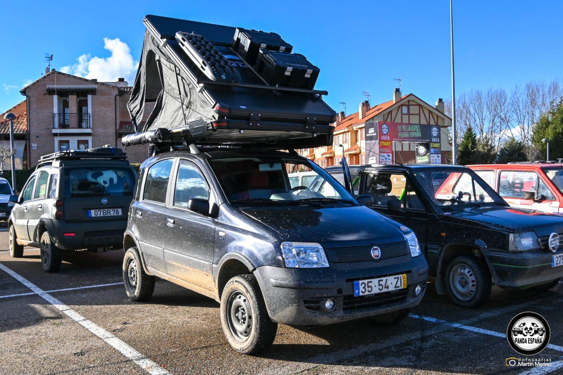 Casi un centenar de coches Pandas se citan en Villamuriel