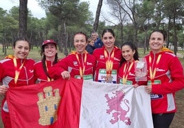 El equipo femenino, plata en el Campeonato de España.