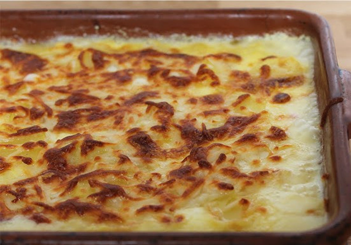 Patatas gratinadas con carne picada