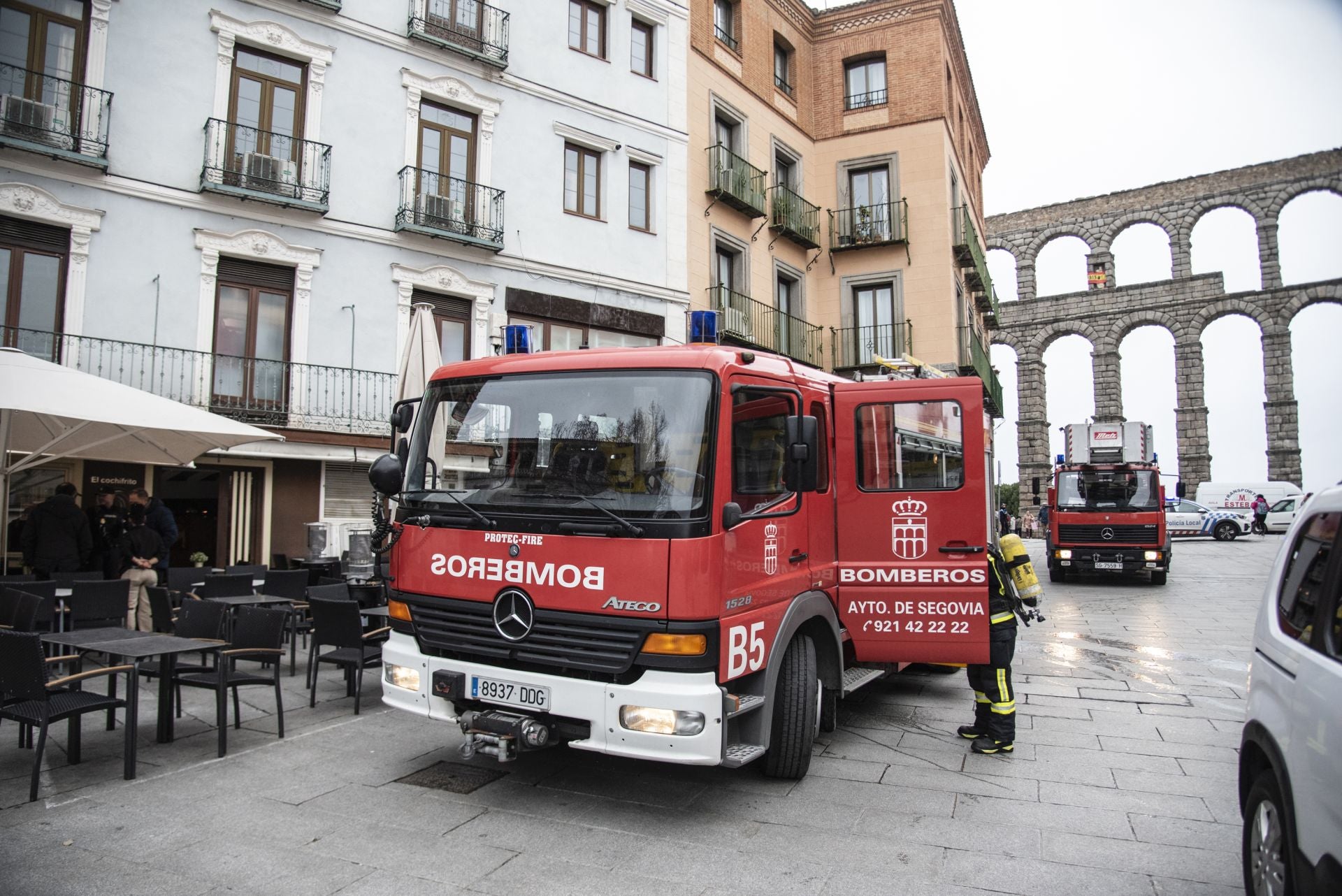 Fotos del incendio en un restaurante del centro de Segovia