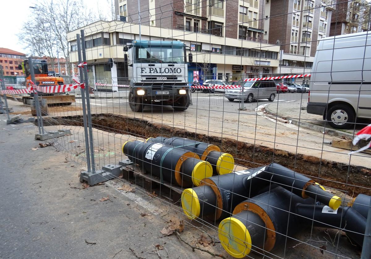 Las imágenes de las obras de la red de calor en Parquesol