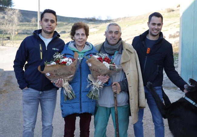 Antonio con su mujer, Asunción, y sus hijos, Javier y Luis.