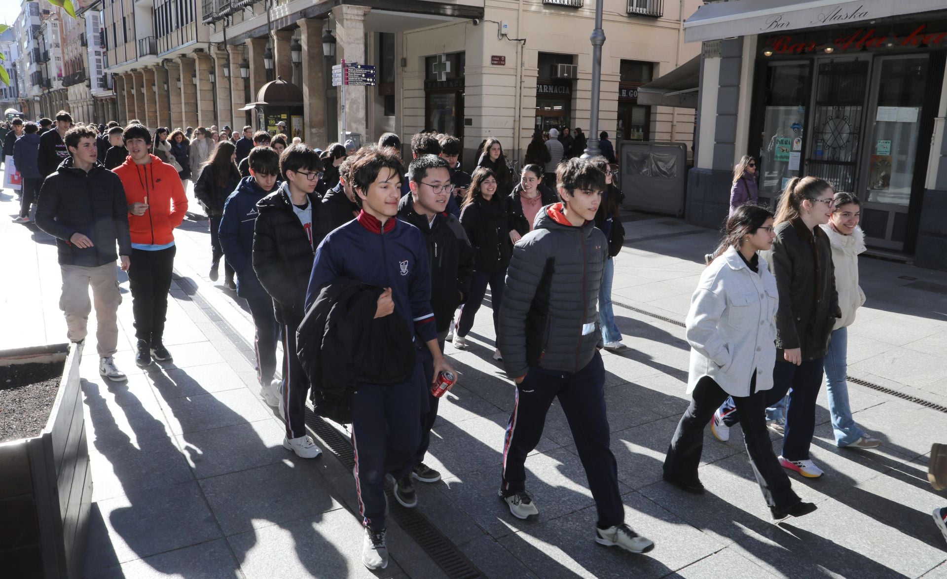 Los alumnos de Palencia claman por la paz