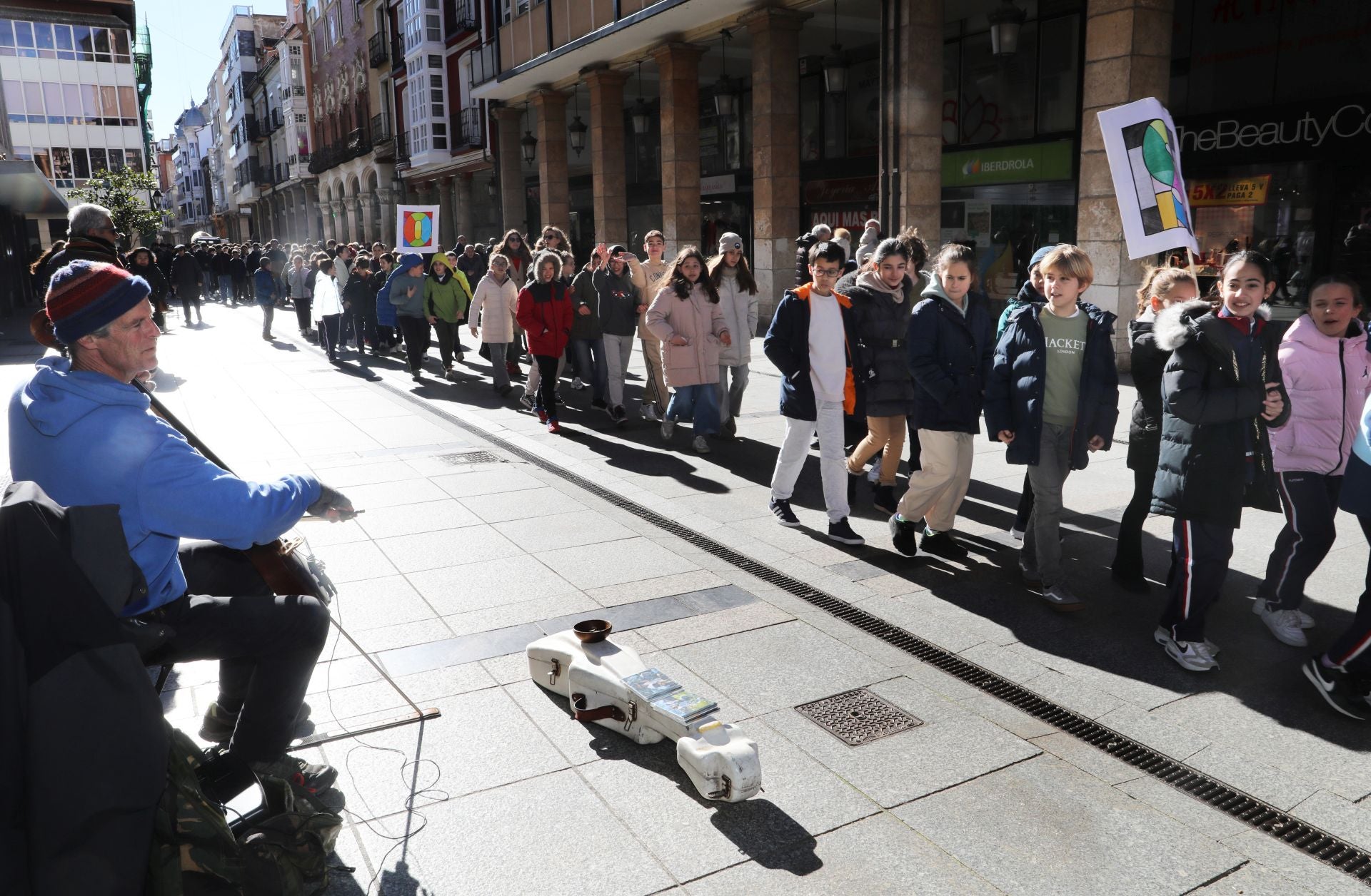 Los alumnos de Palencia claman por la paz