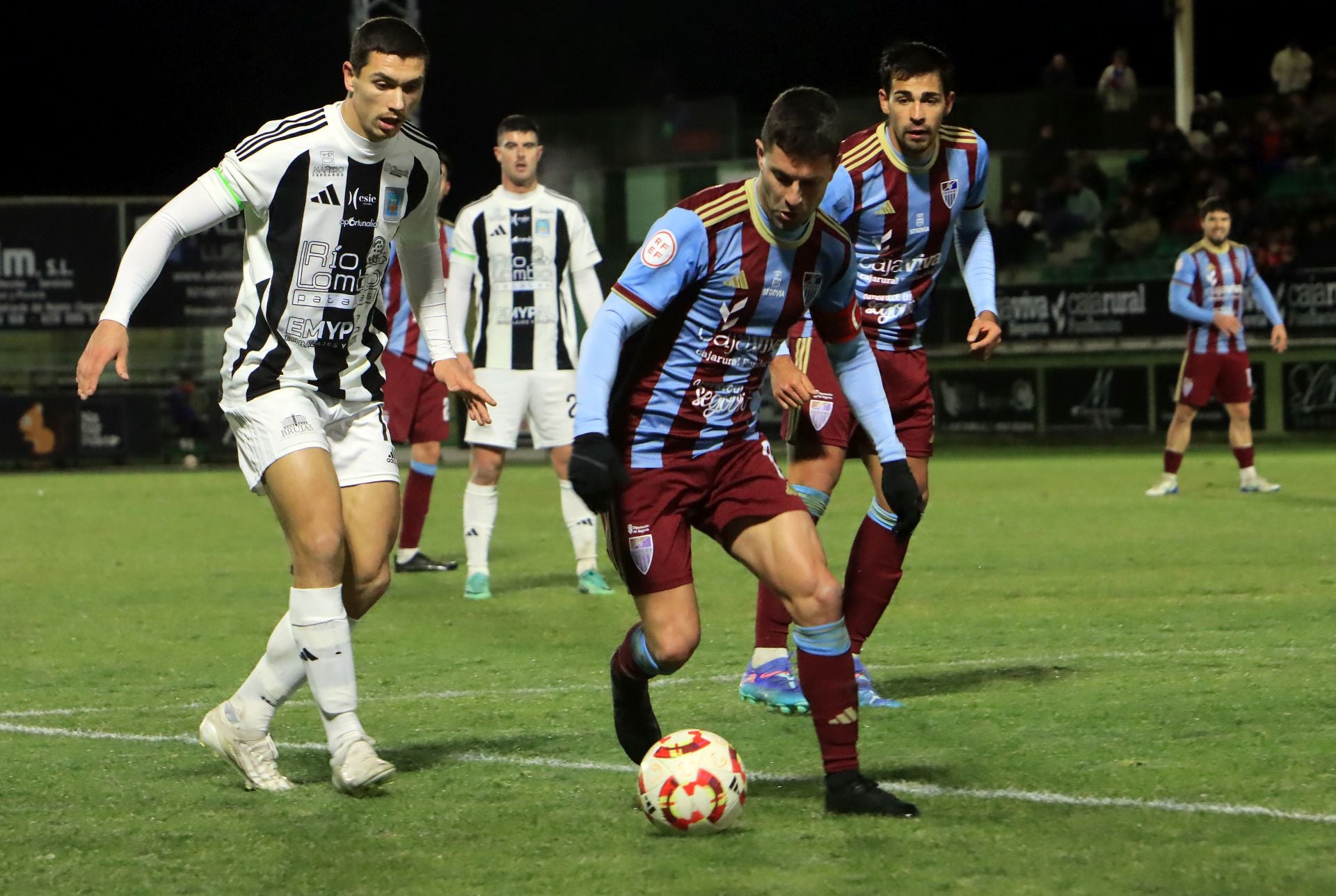 Fotos de la derrota de la Segoviana ante el Tarazona