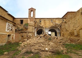 Derrumbe de la fachada sur de la iglesia del convento
