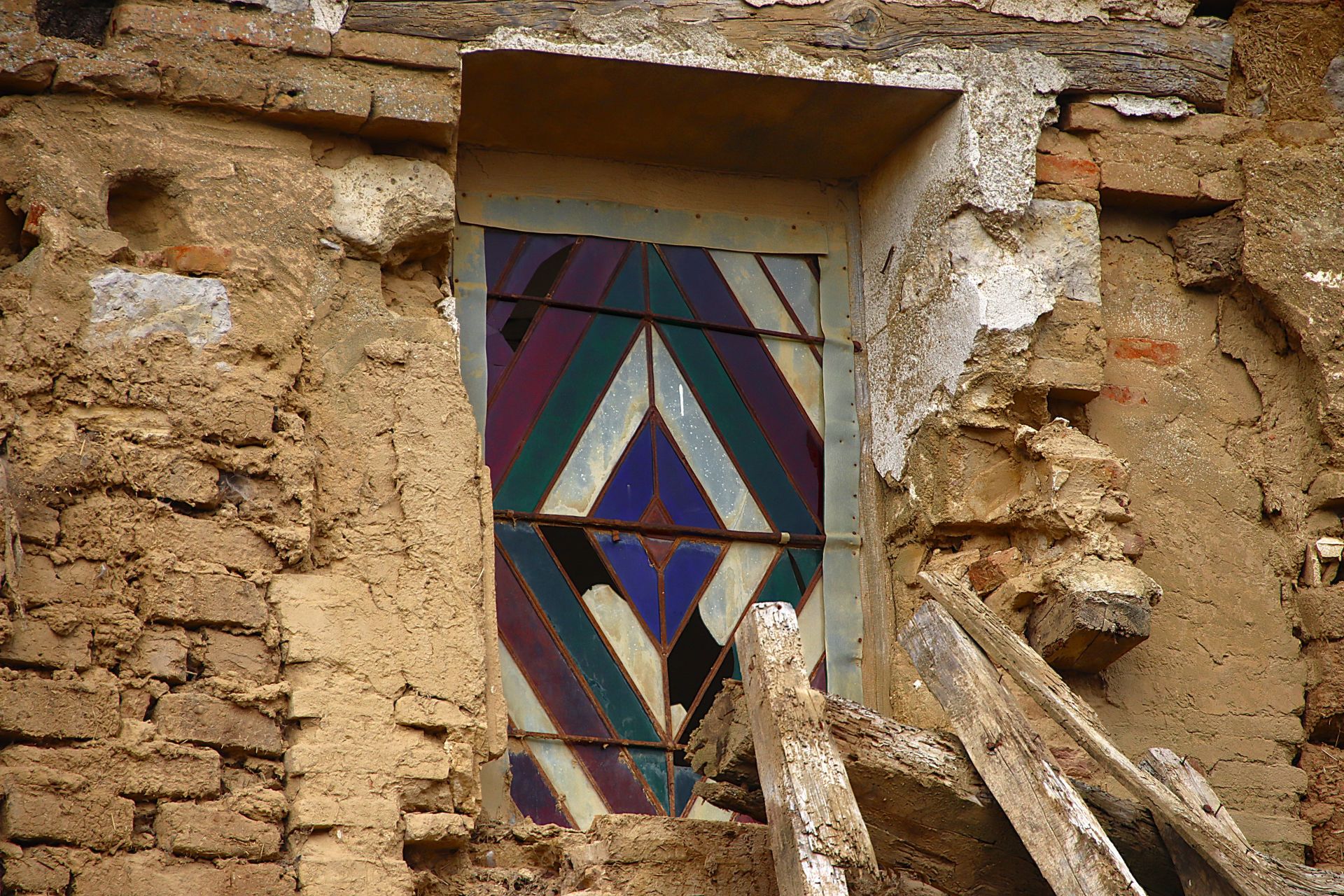 Las imágenes del derrumbe del convento de Cuenca de Campos
