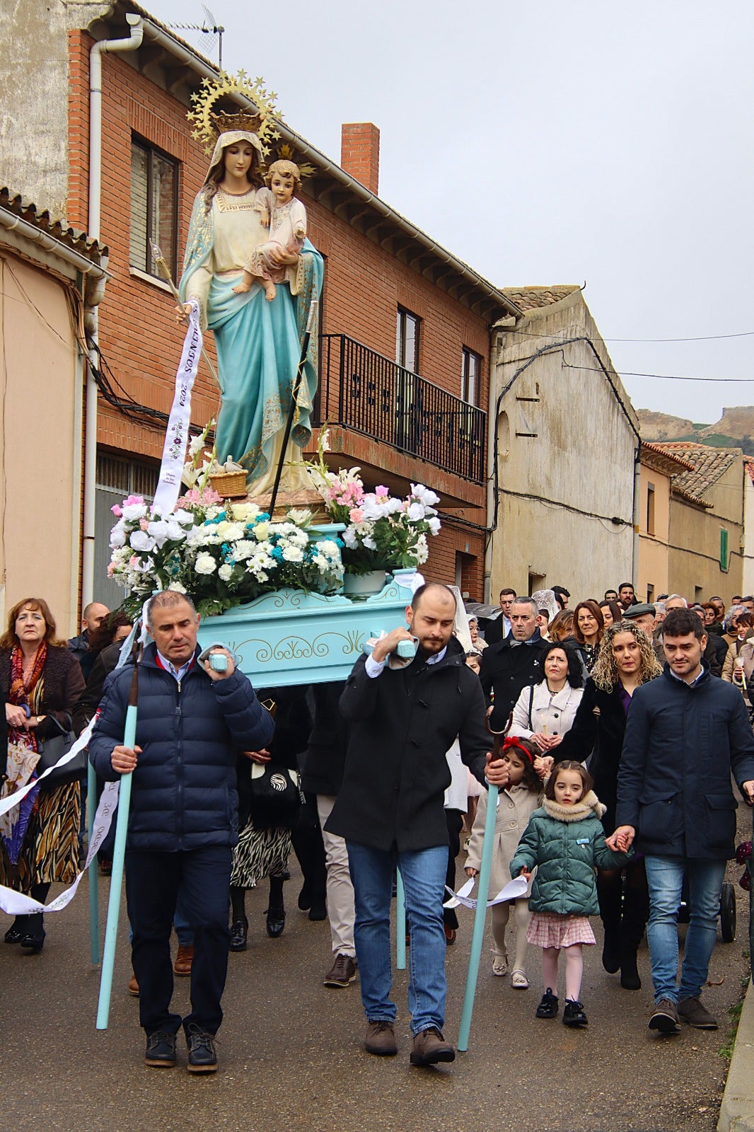 La lluvia no puede en Tordehumos con la Virgen de las Candelas