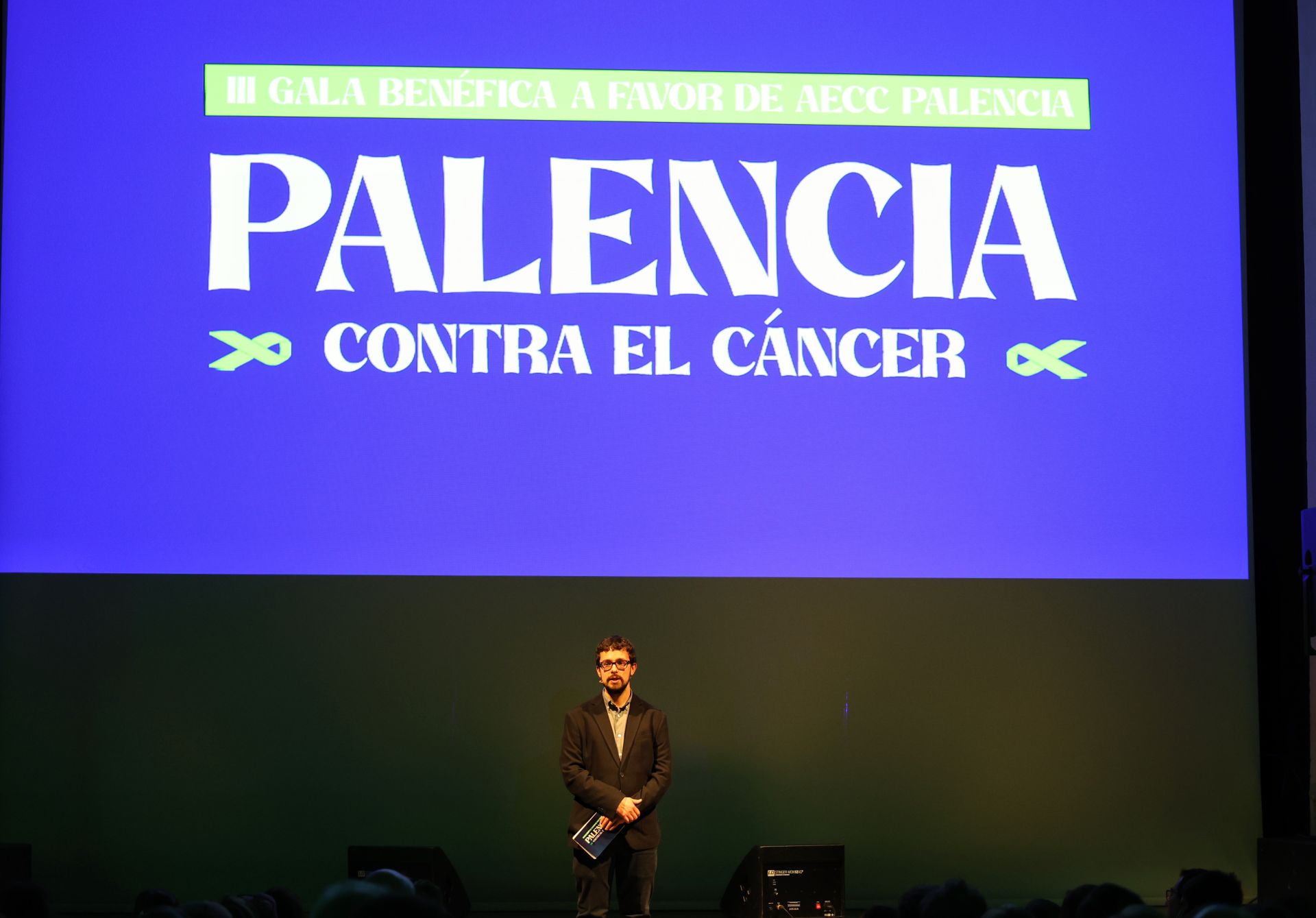 La Asociación Contra el Cáncer se viste de gala