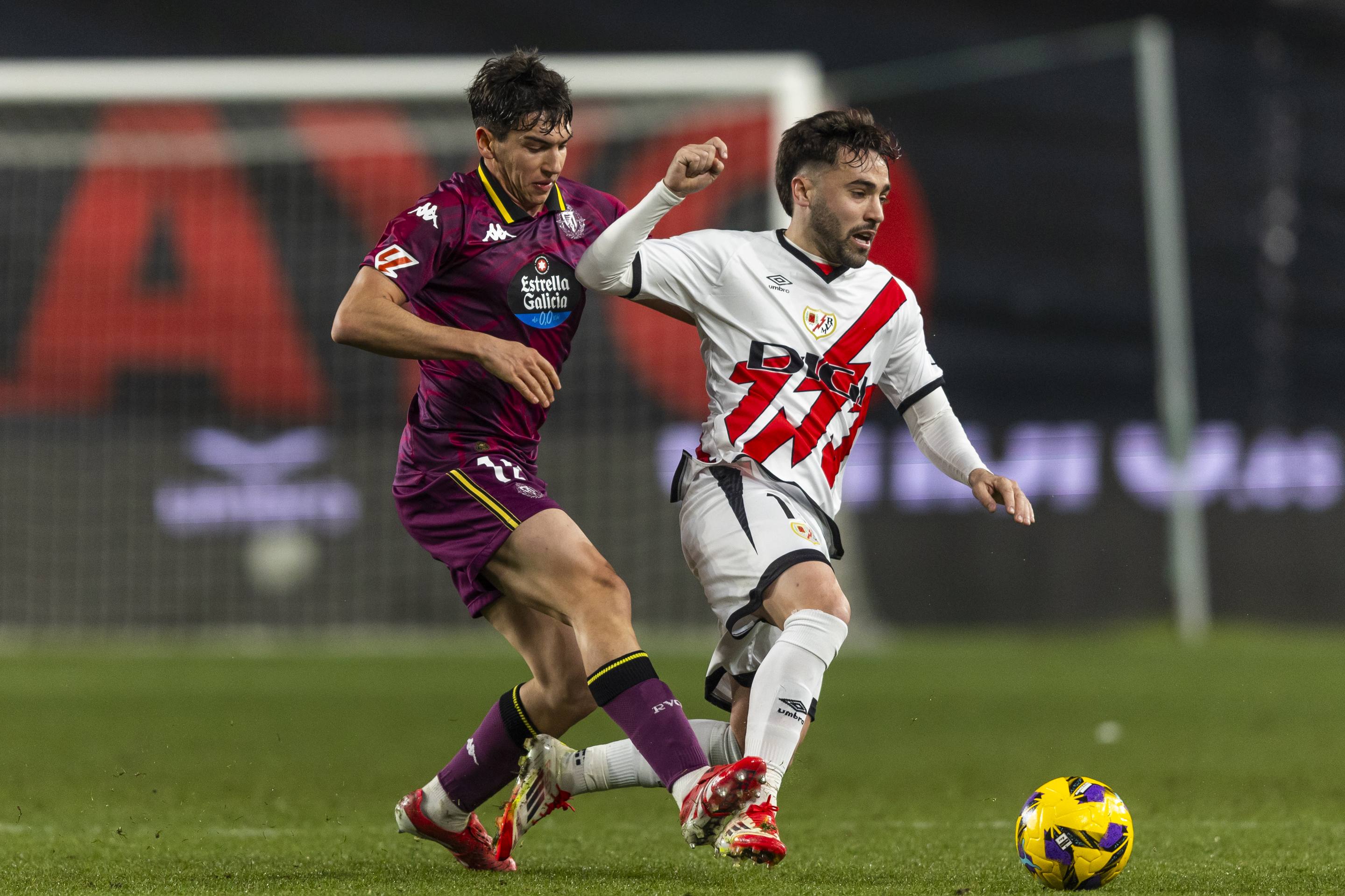 El Real Valladolid cosecha su enésima derrota en Vallecas