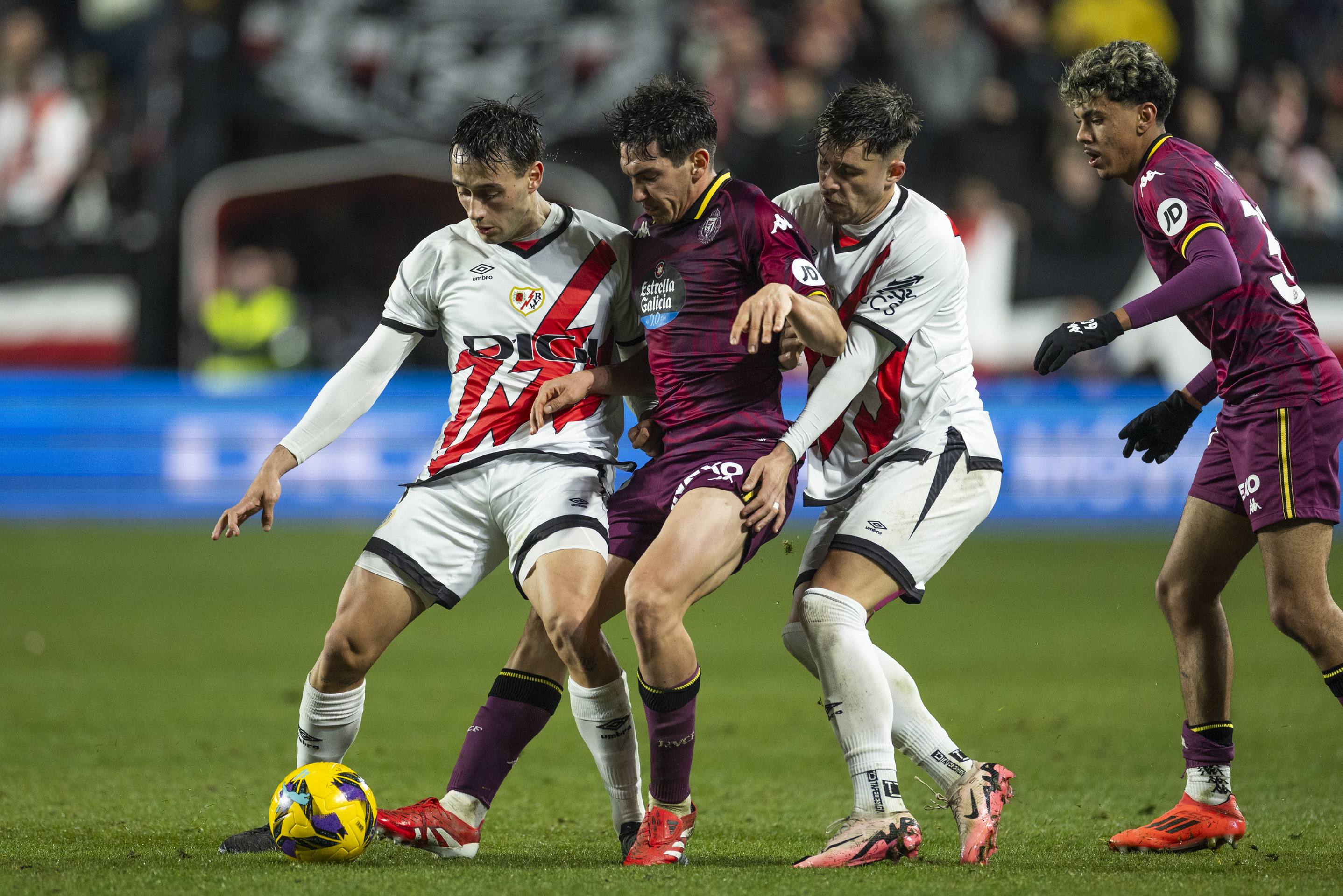 El Real Valladolid cosecha su enésima derrota en Vallecas