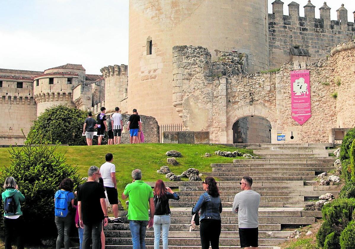 Visitas turísticas al castillo de Cuéllar.