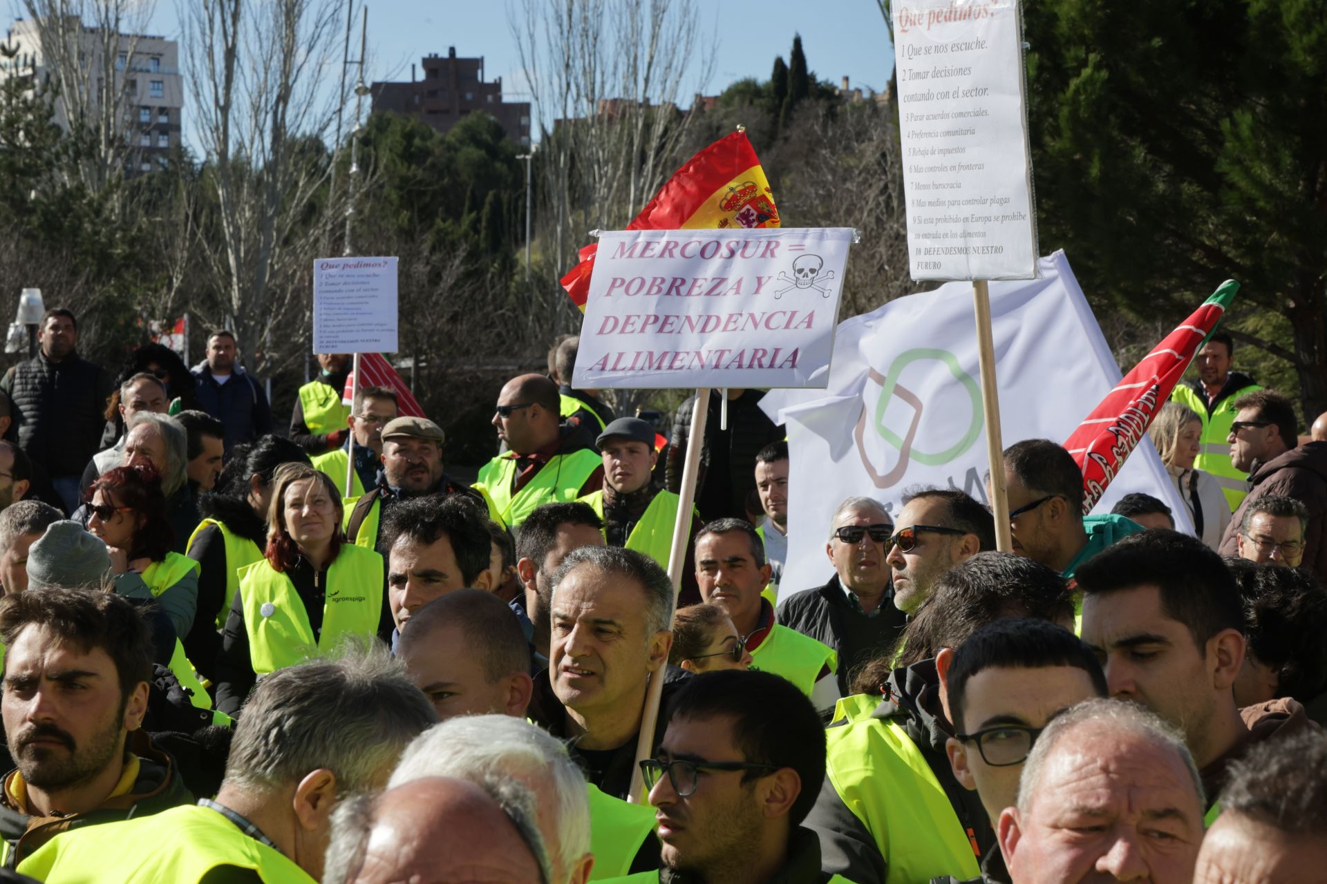 Agricultores y ganaderos protestan en Valladolid por el acuerdo con Mercosur