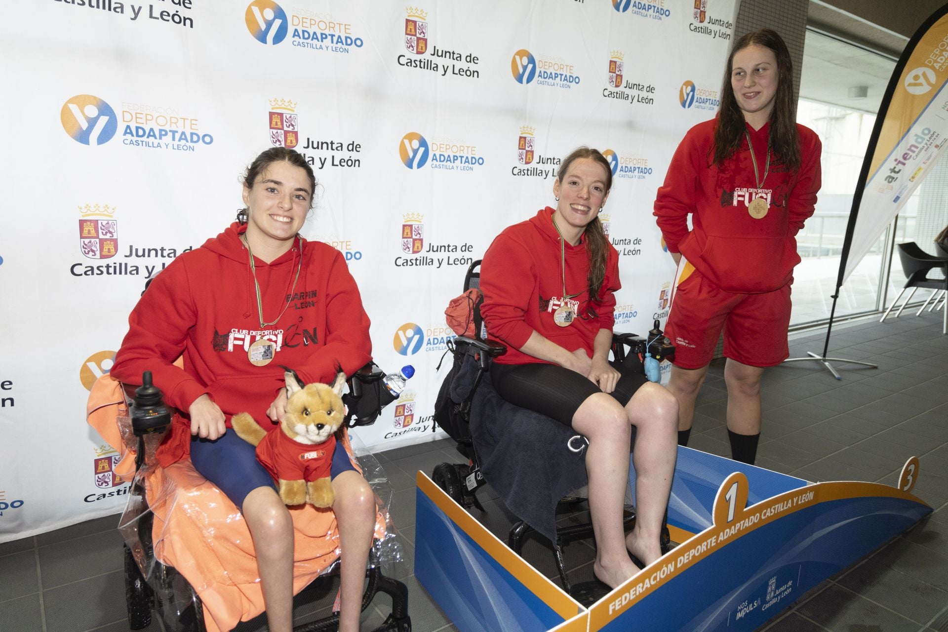 La X liga de natación adaptada, en imágenes