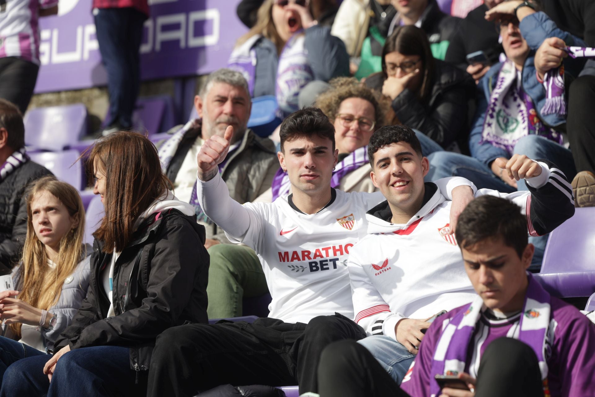 Búscate en la grada del Real Valladolid-Sevilla 1 de 2
