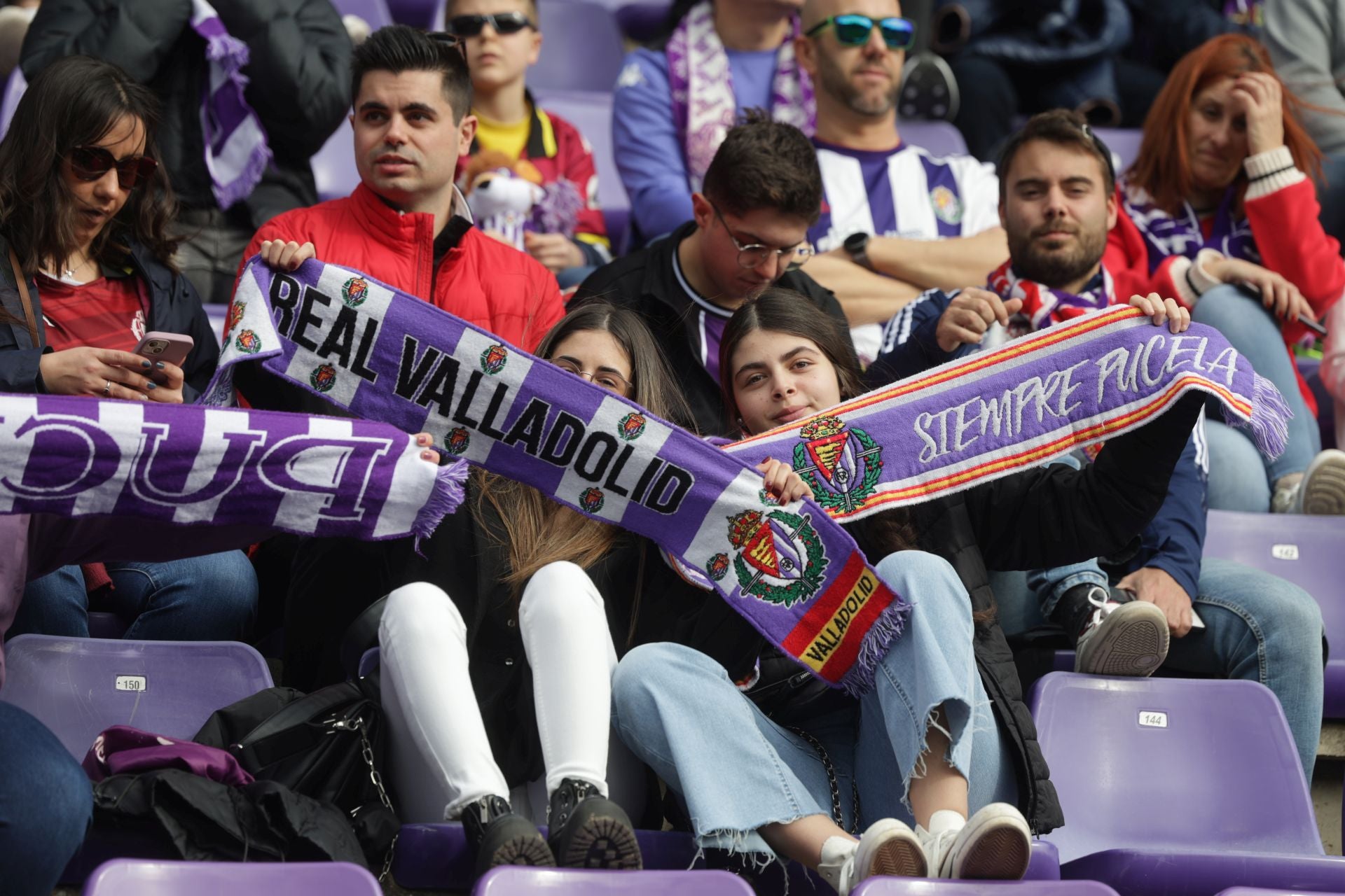 Búscate en la grada del Real Valladolid-Sevilla 2 de 2