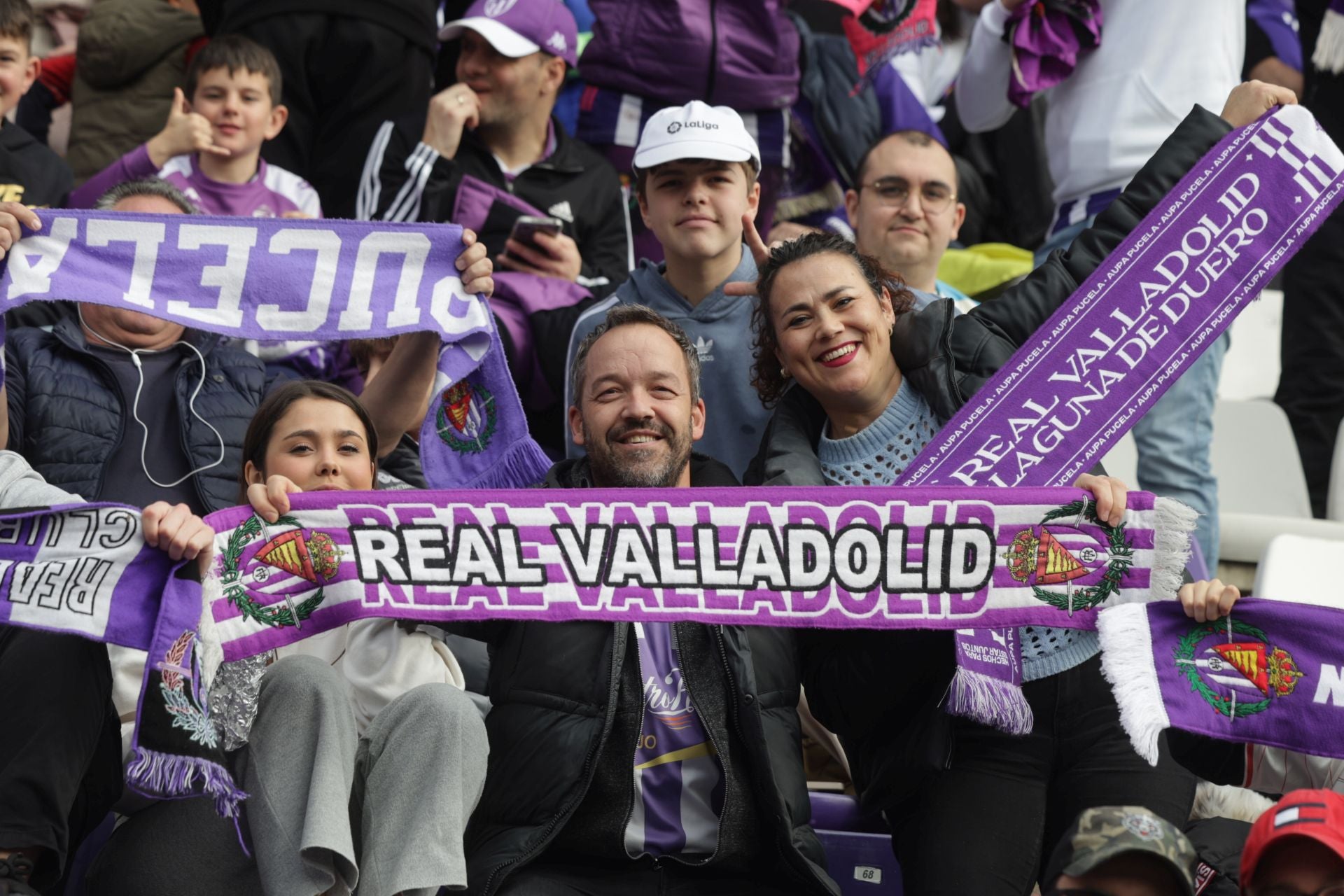Búscate en la grada del Real Valladolid-Sevilla 2 de 2