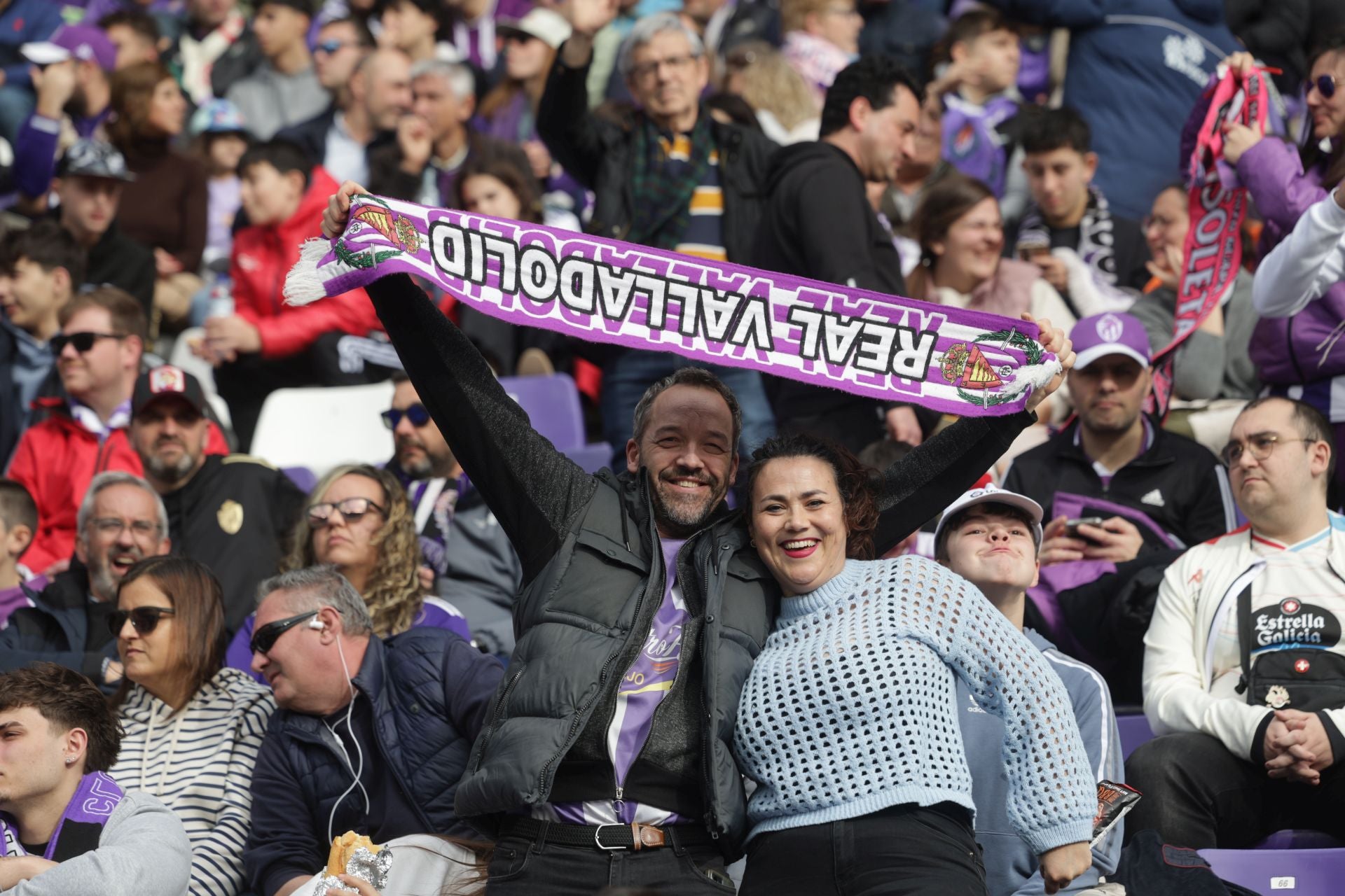 Búscate en la grada del Real Valladolid-Sevilla 2 de 2