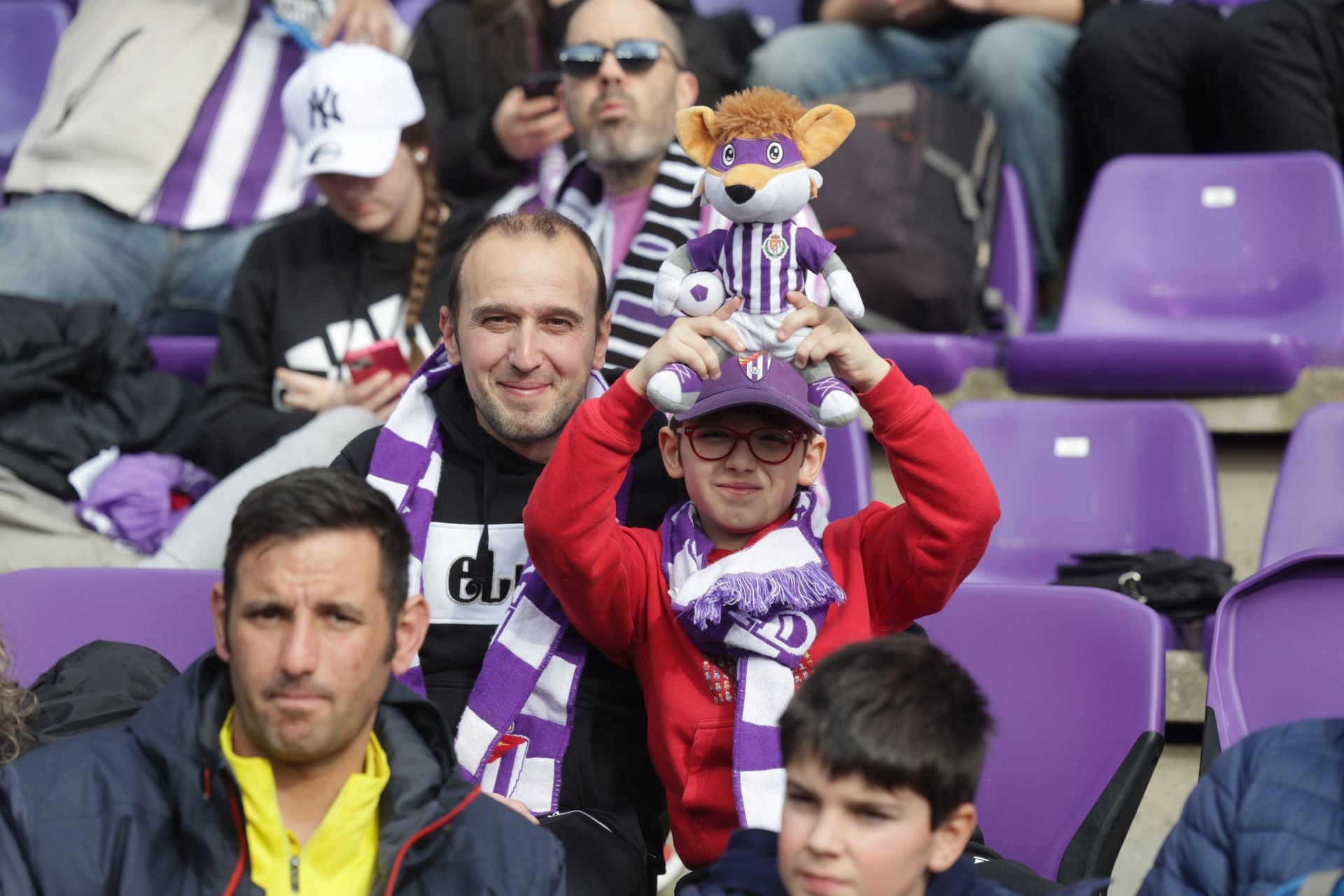 Búscate en la grada del Real Valladolid-Sevilla 2 de 2