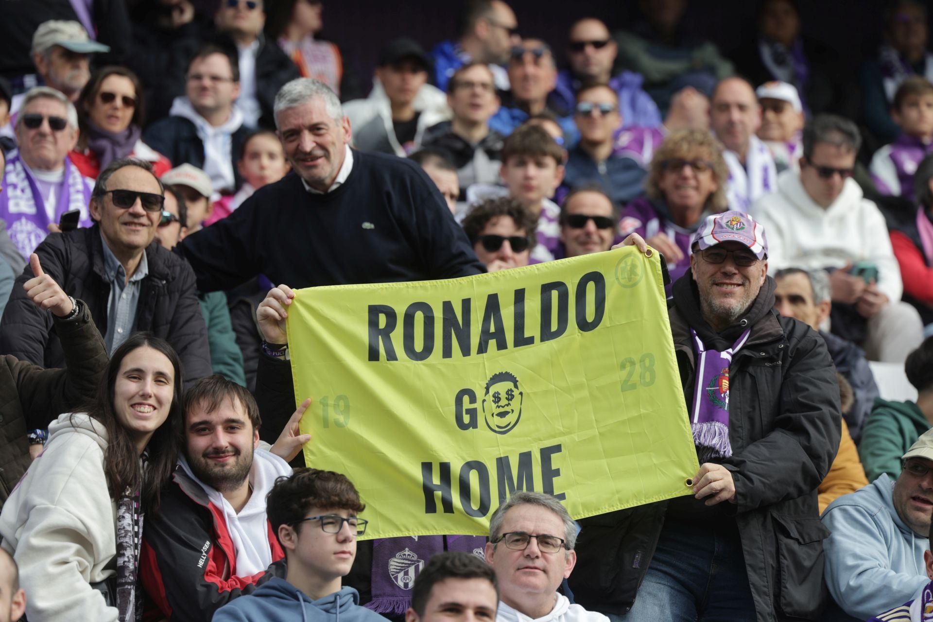 Búscate en la grada del Real Valladolid-Sevilla 2 de 2