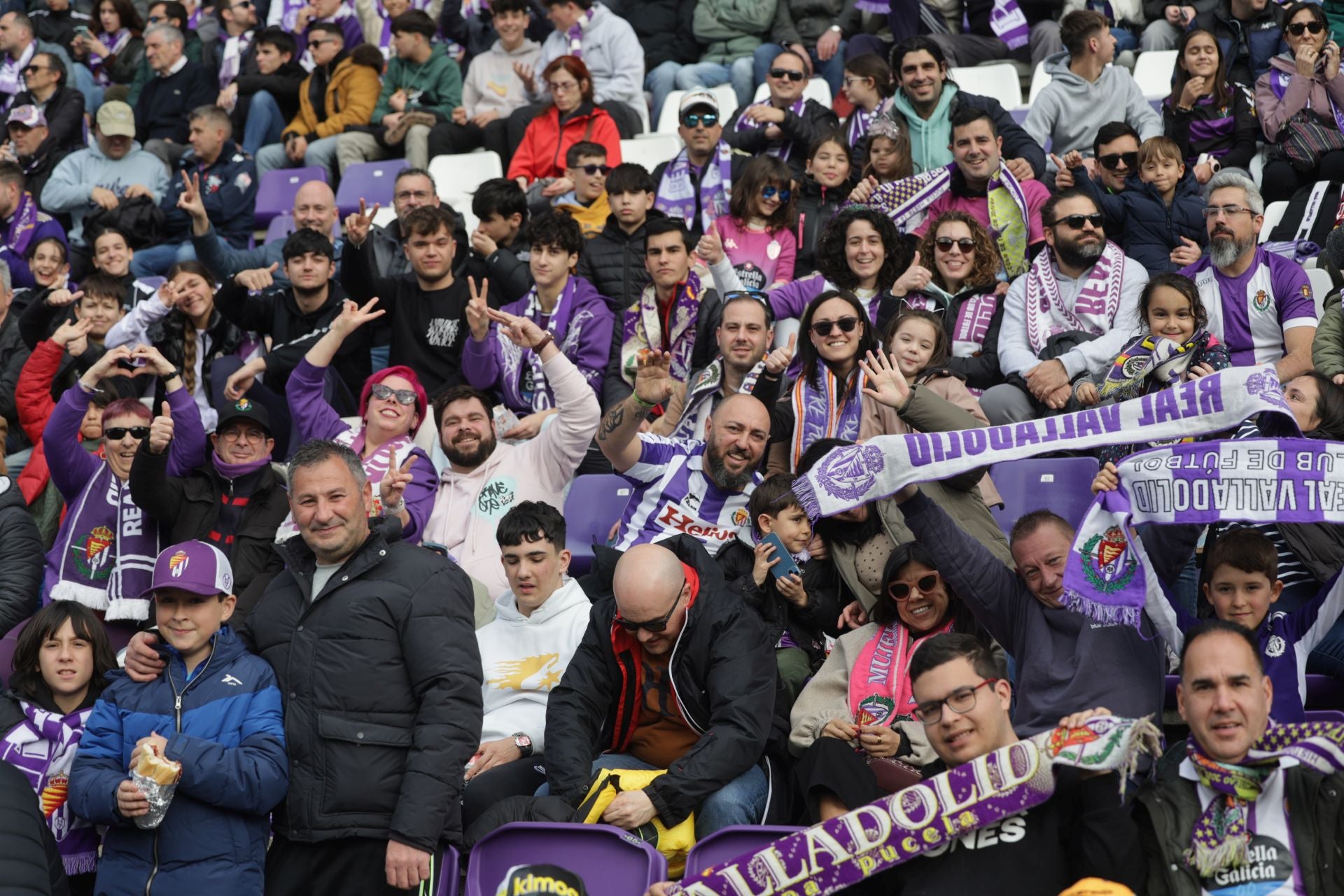 Búscate en la grada del Real Valladolid-Sevilla 2 de 2