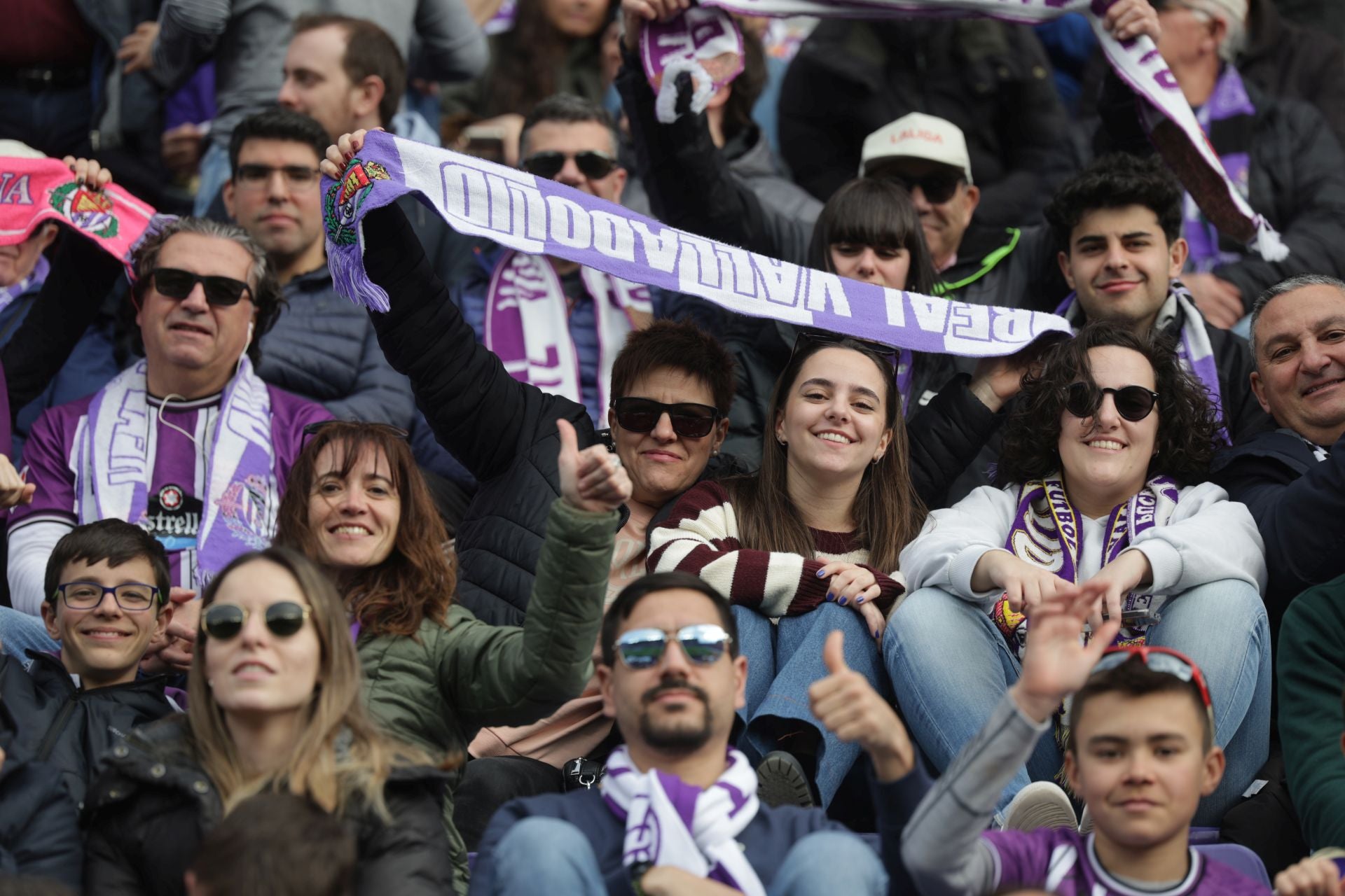 Búscate en la grada del Real Valladolid-Sevilla 2 de 2