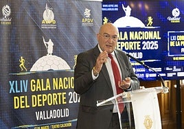 Jesús Julio Carnero, alcalde de Valladolid, en la presentación de la gala.