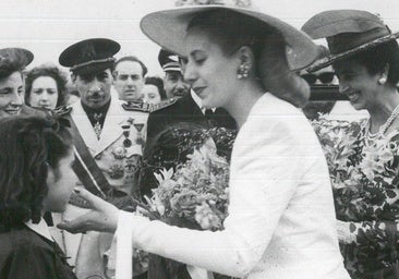 El «atípico» traje que Valladolid regaló a Eva Perón