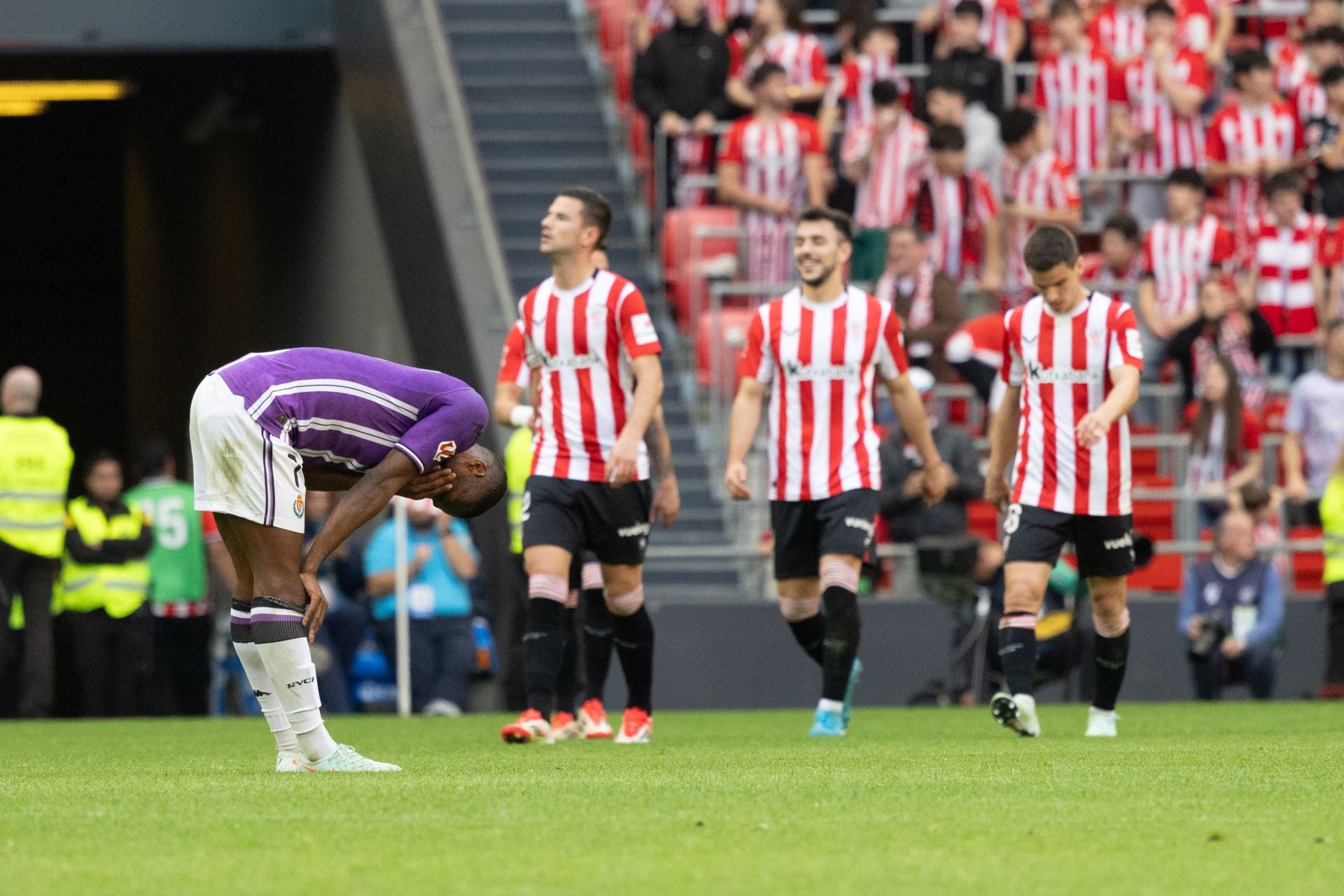 Las imágenes del partido entre el Athletic y el Real Valladolid
