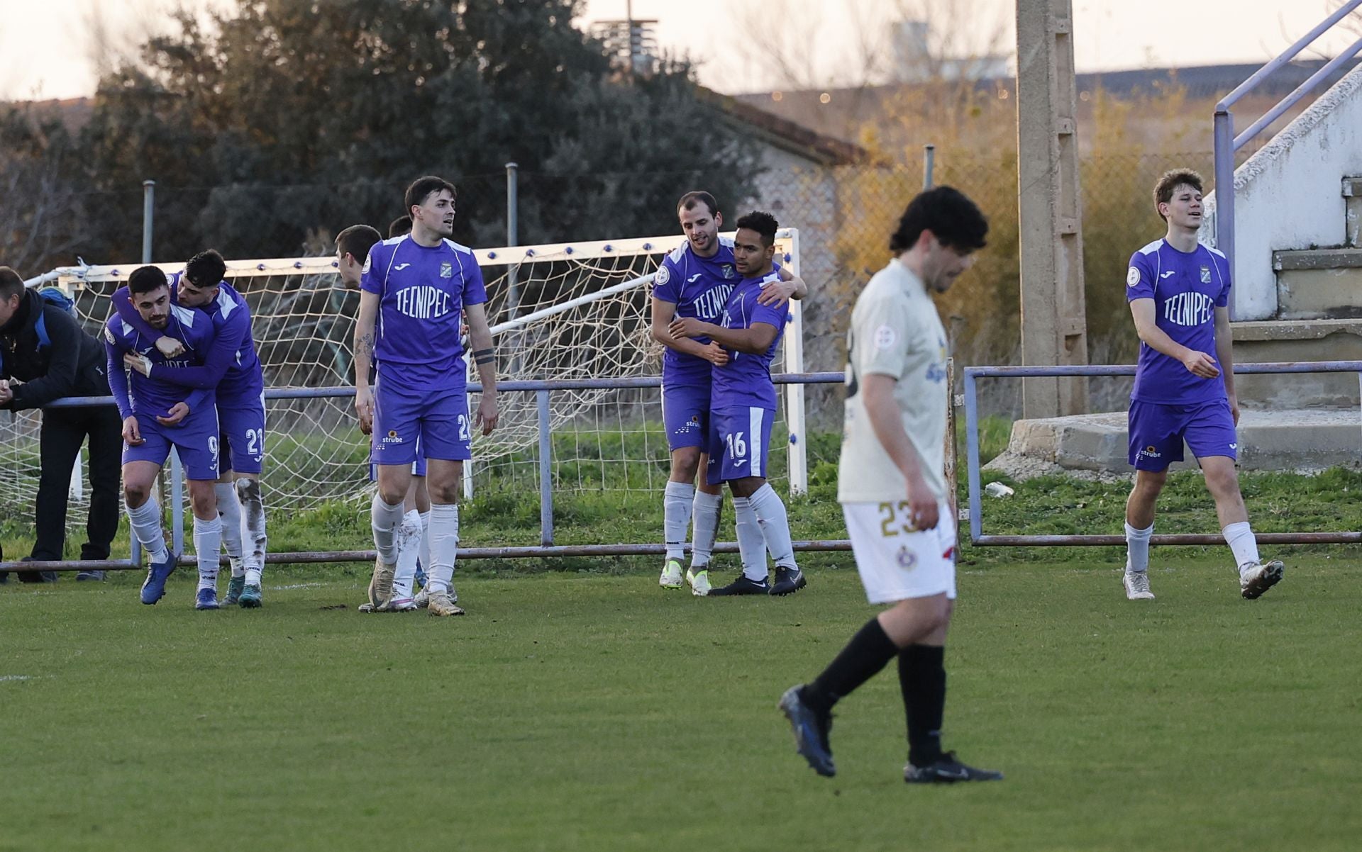 Remontada local en el derbi