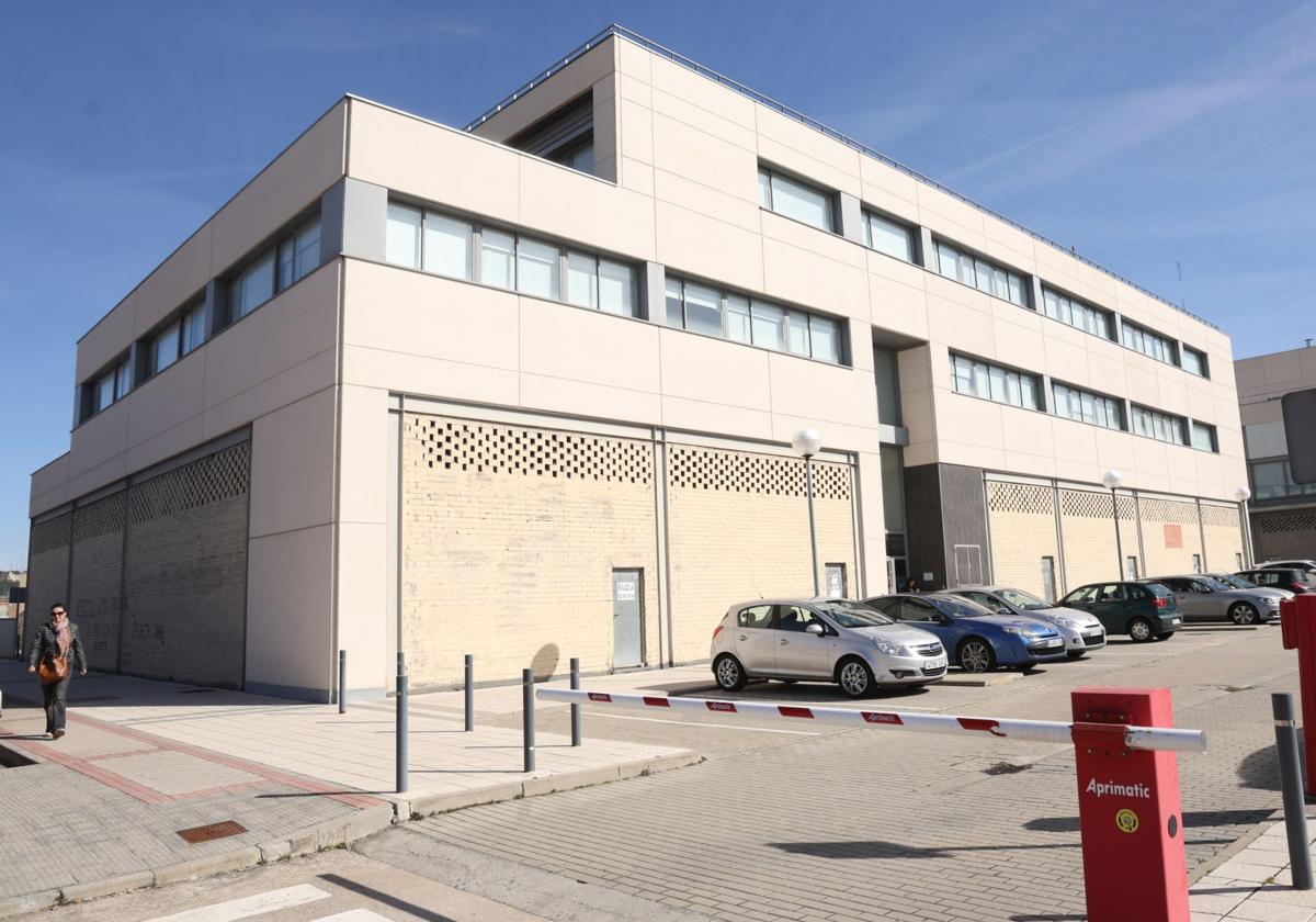 Vodafone prevé crear 150 empleos en Valladolid hasta abril y 300 en un año