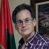 Luis Fernando Vela.