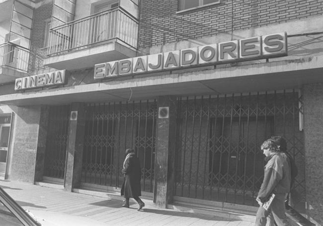 Cine Embajadores, situado en la calle del mismo nombre en el barrio de las Delicias e inaugurado en marzo de 1967.