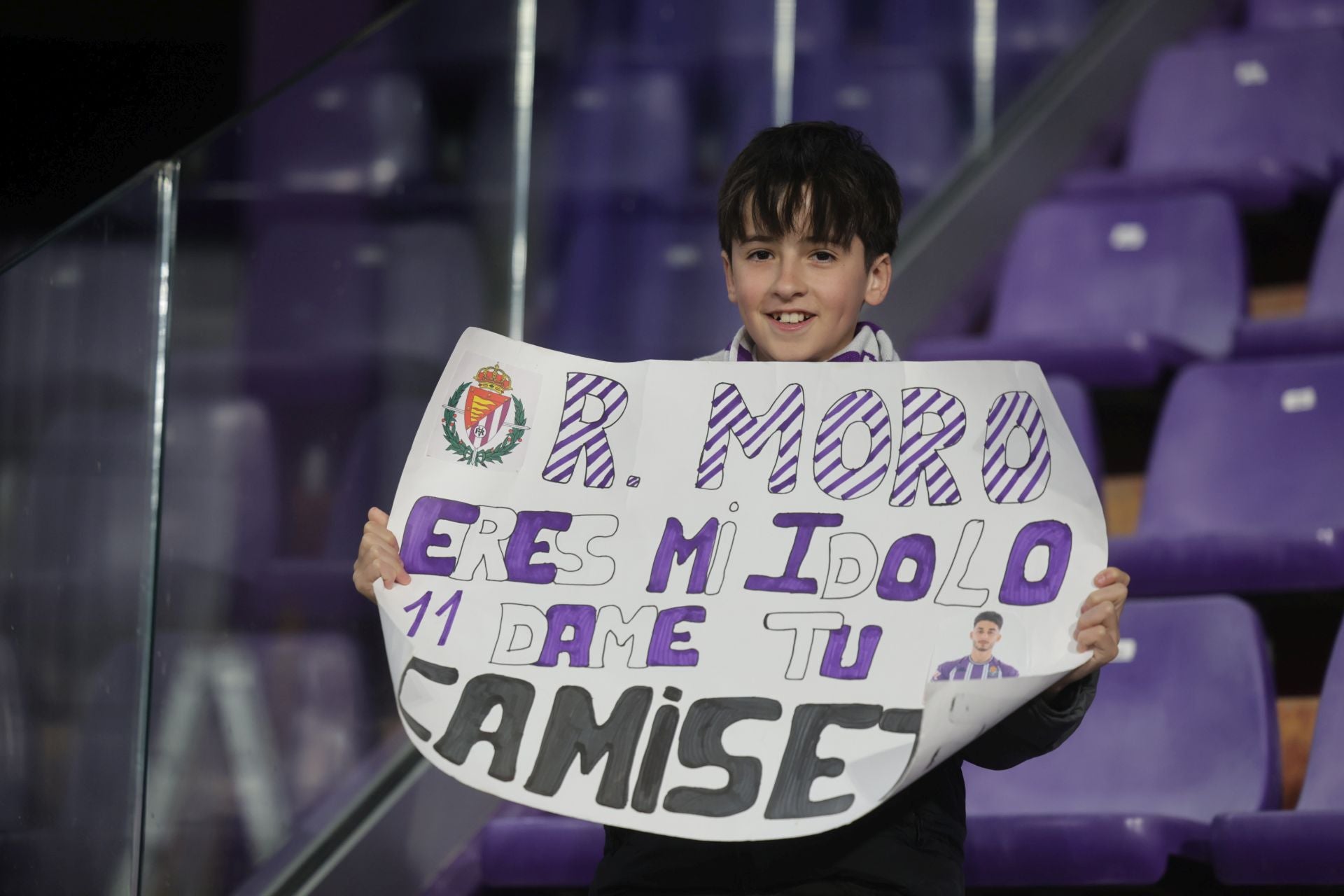 Búscate en la grada del Real Valladolid - UD Las Palmas (1/4)