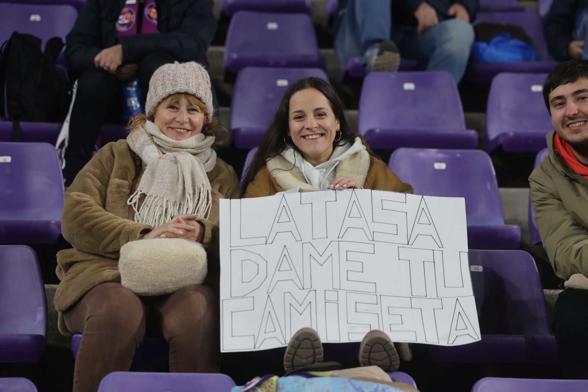 Búscate en la grada del Real Valladolid - UD Las Palmas (1/4)