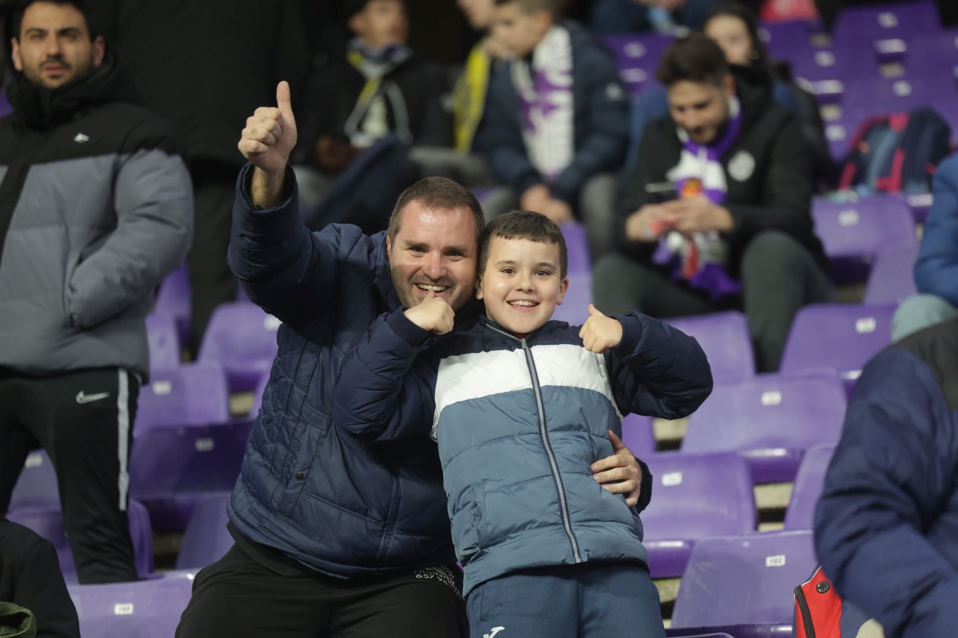 Búscate en la grada del Real Valladolid - UD Las Palmas (2/4)