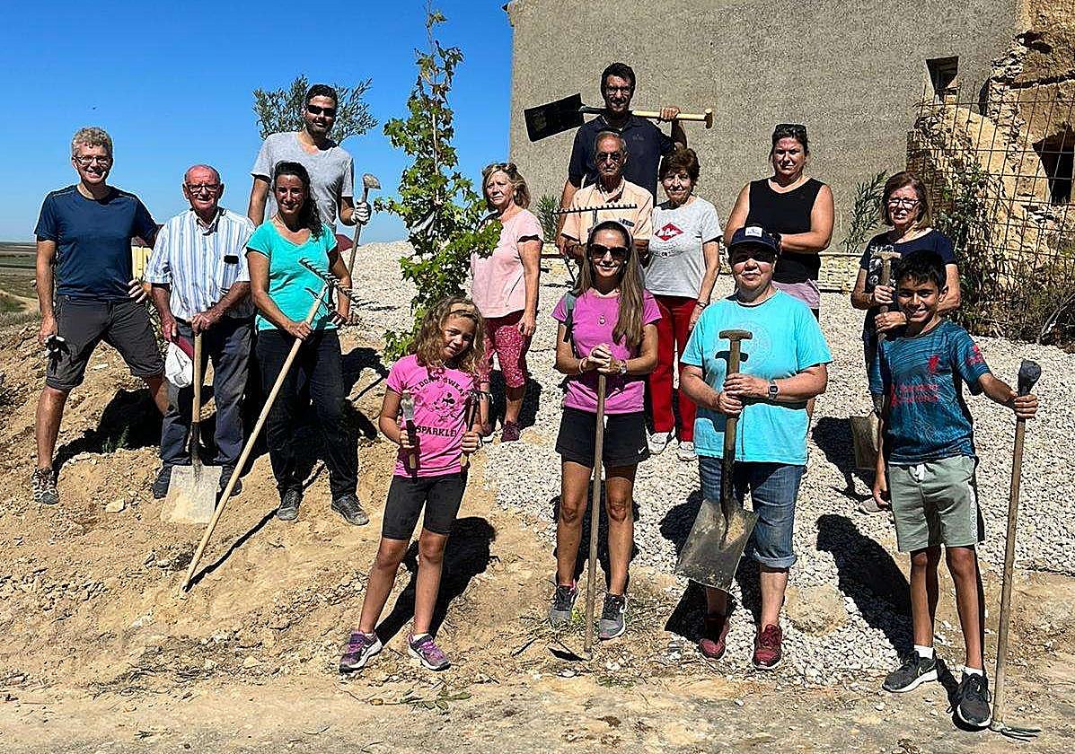 Voluntarios del proyecto 'A Huebra' de la Diputación.