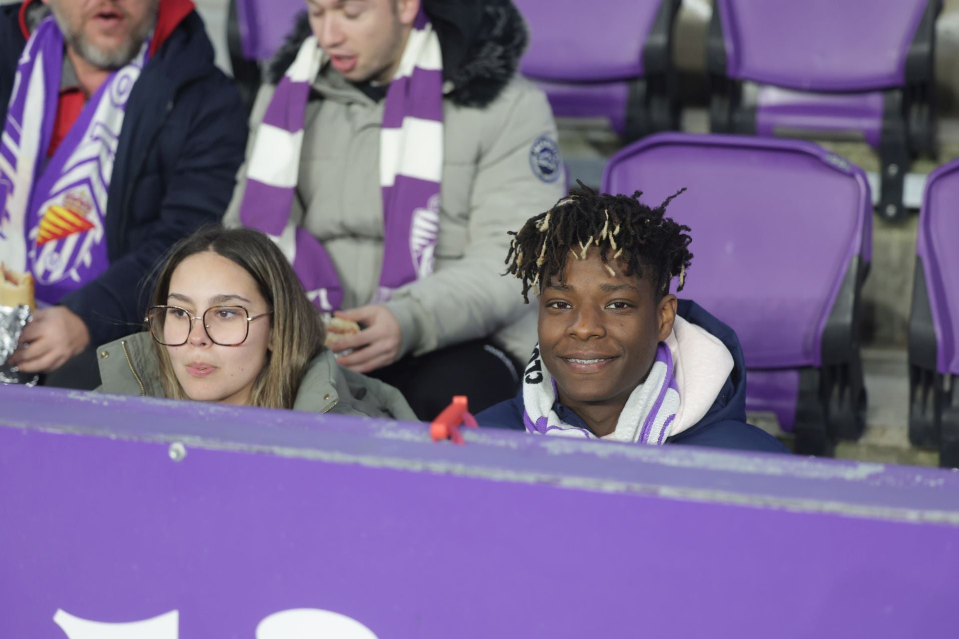 Búscate en la grada del Real Valladolid - UD Las Palmas (4/4)
