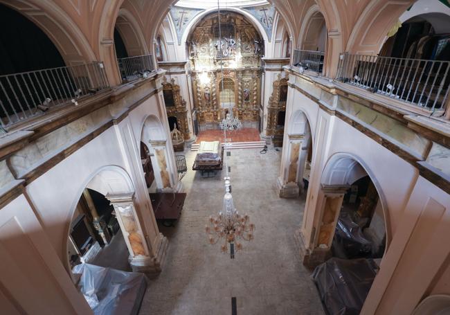Interior de la iglesia de la Vera Cruz.