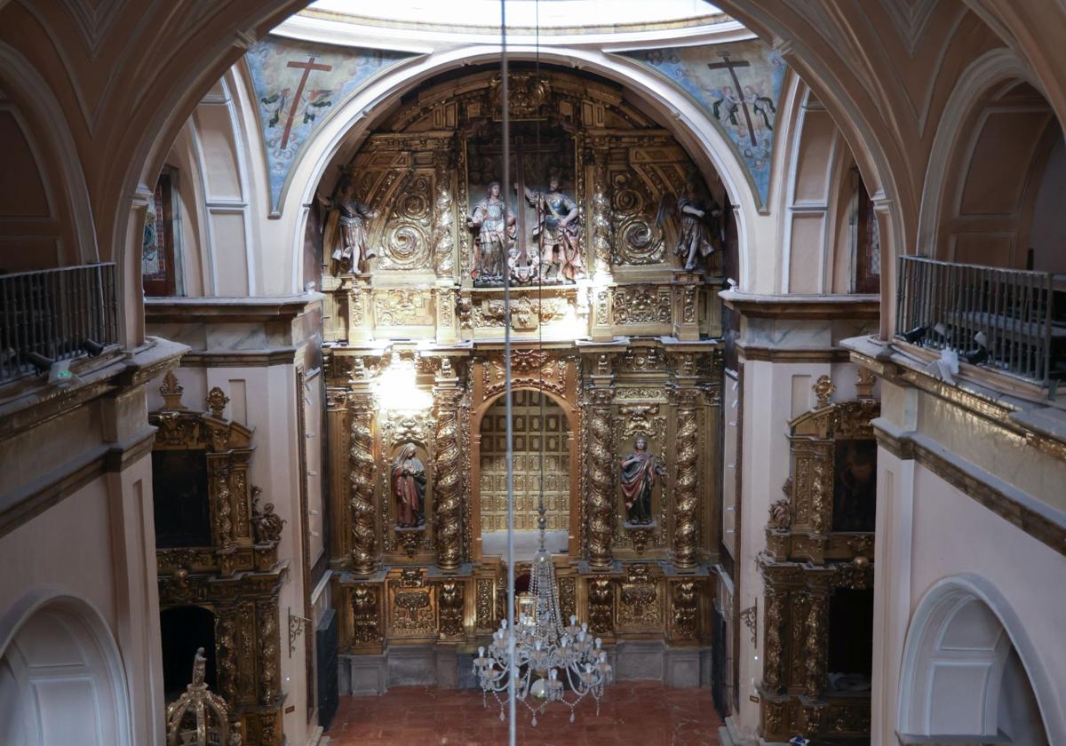 La Vera Cruz adelanta plazos y ultima el regreso del patrimonio y los cultos