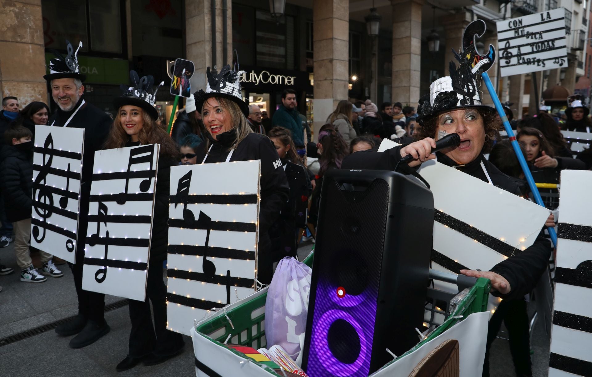 Así fue el desfile de Carnaval de Palencia