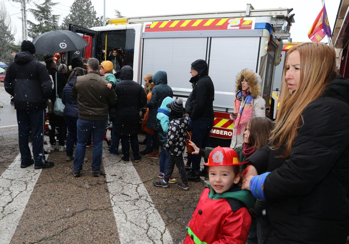 Jornada de puertas abiertas en el Parque de Bomberos de Palencia