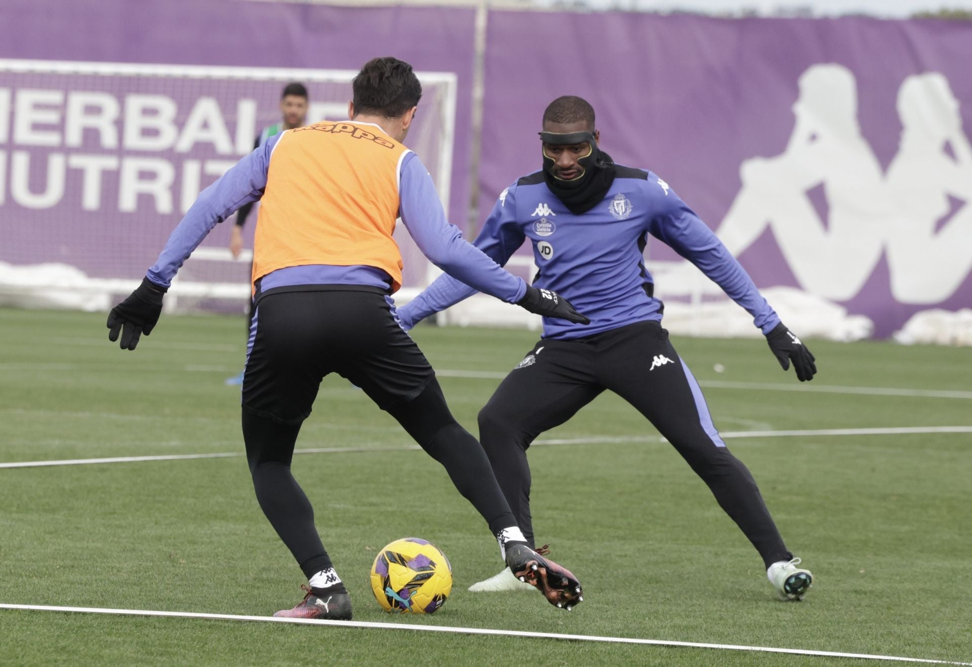 El entrenamiento a puerta abierta del Real Valladolid, en imágenes