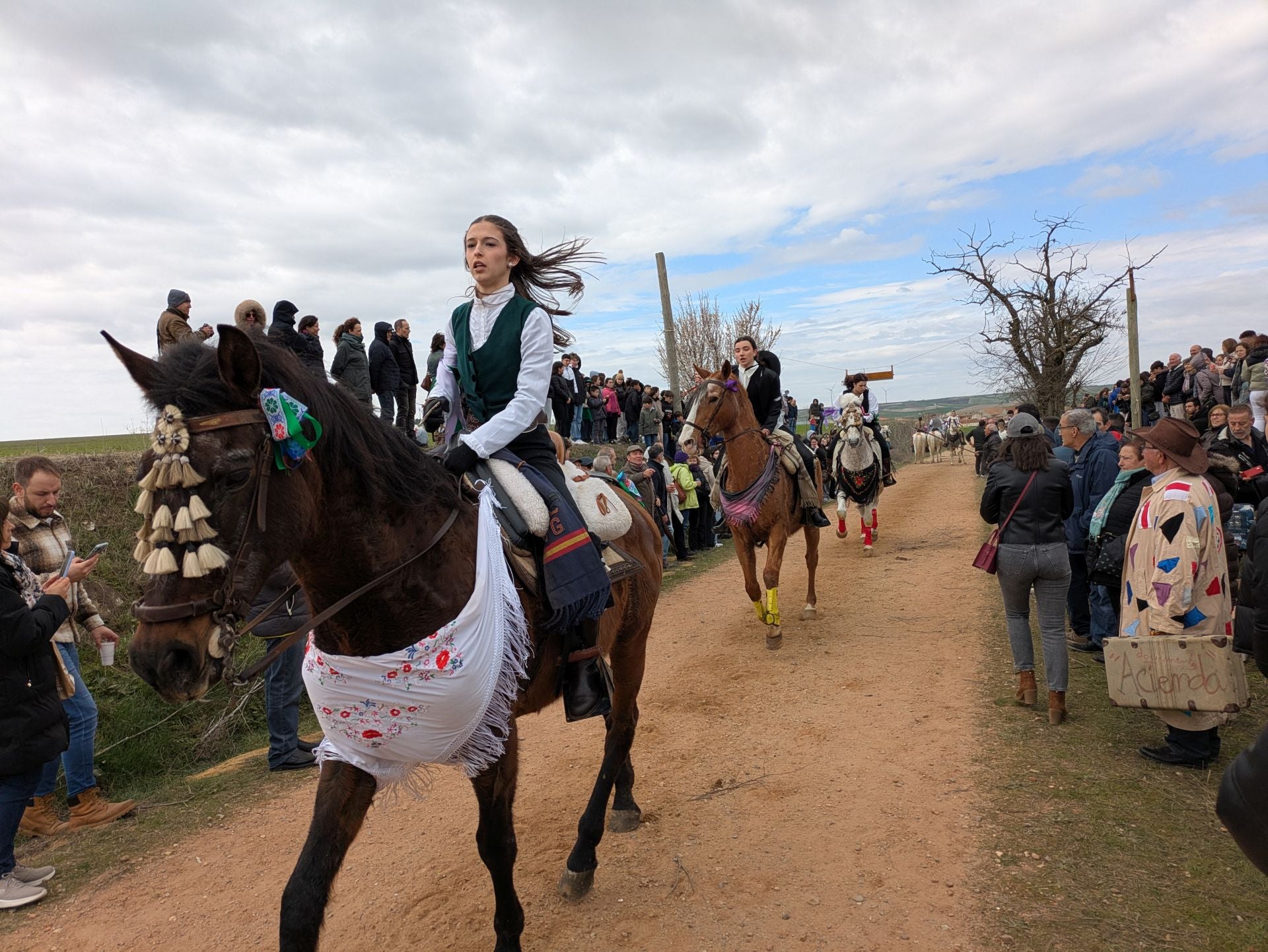 Carrera de cintas a caballo en Torrelobatón