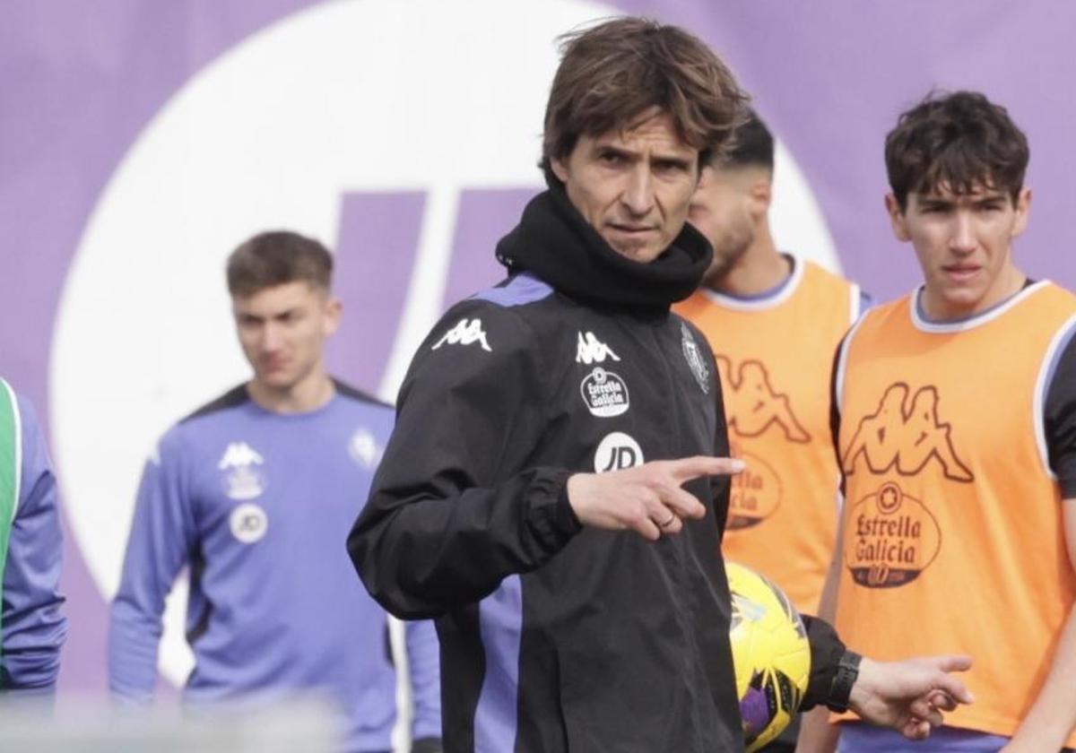 Álvaro Rubio, durante la sesión de entrenamiento del pasado lunes en los Campos Anexos.