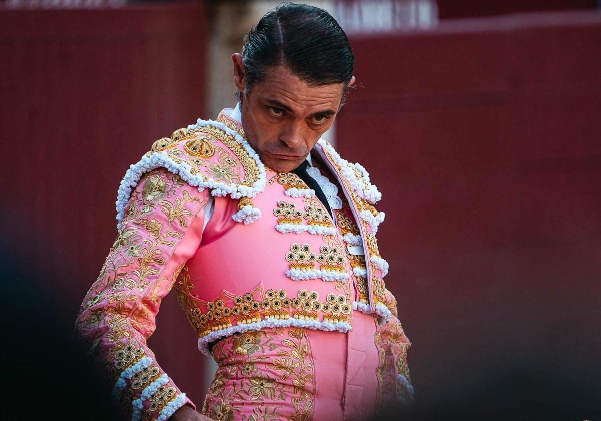 El matador Francisco Javier Sánchez Vara, durante una faena.