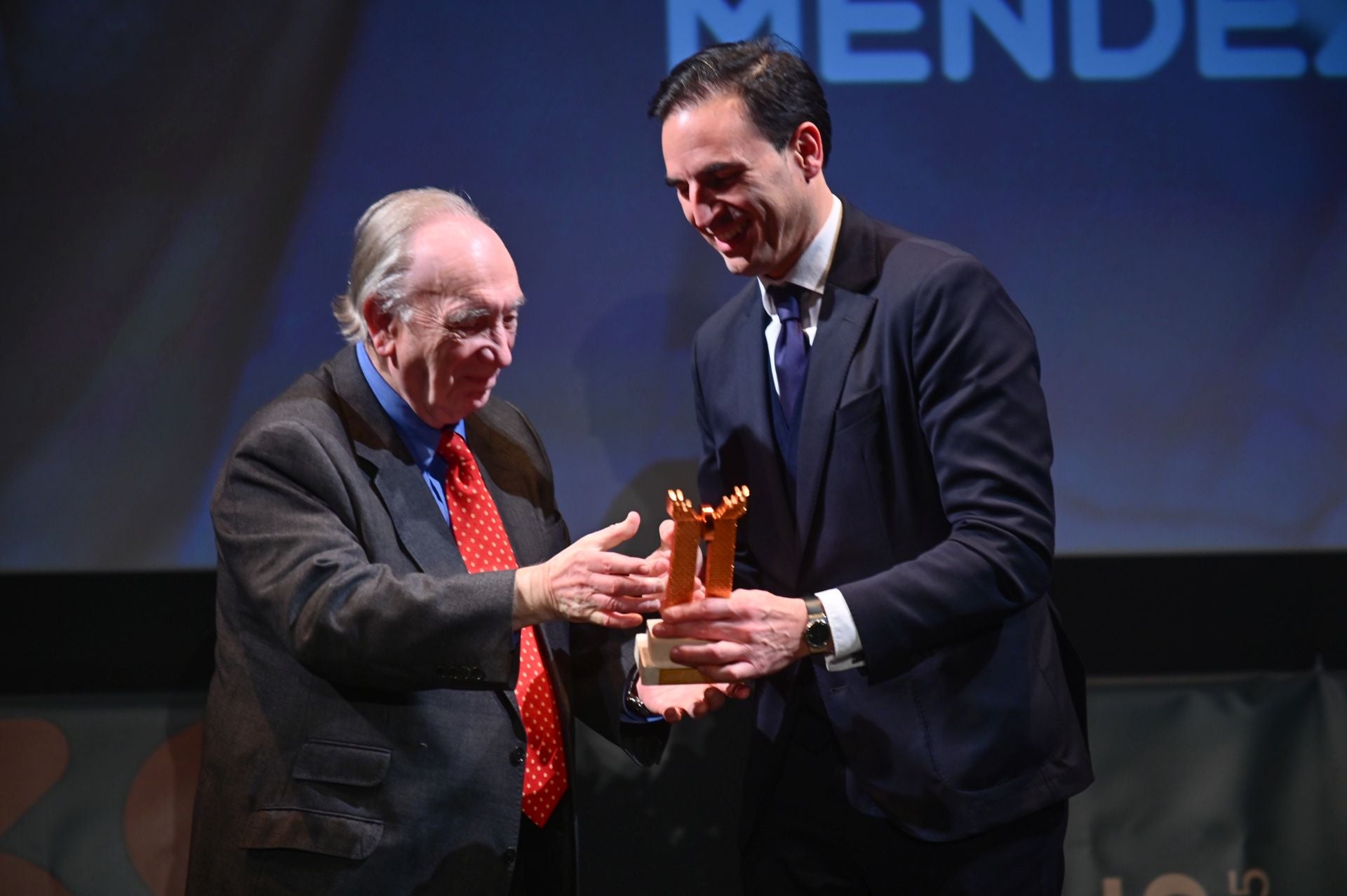 Méndez-Leite, el cinéfilo que ve más de 1.200 películas al año, inaugura la Semana de Cine de Medina